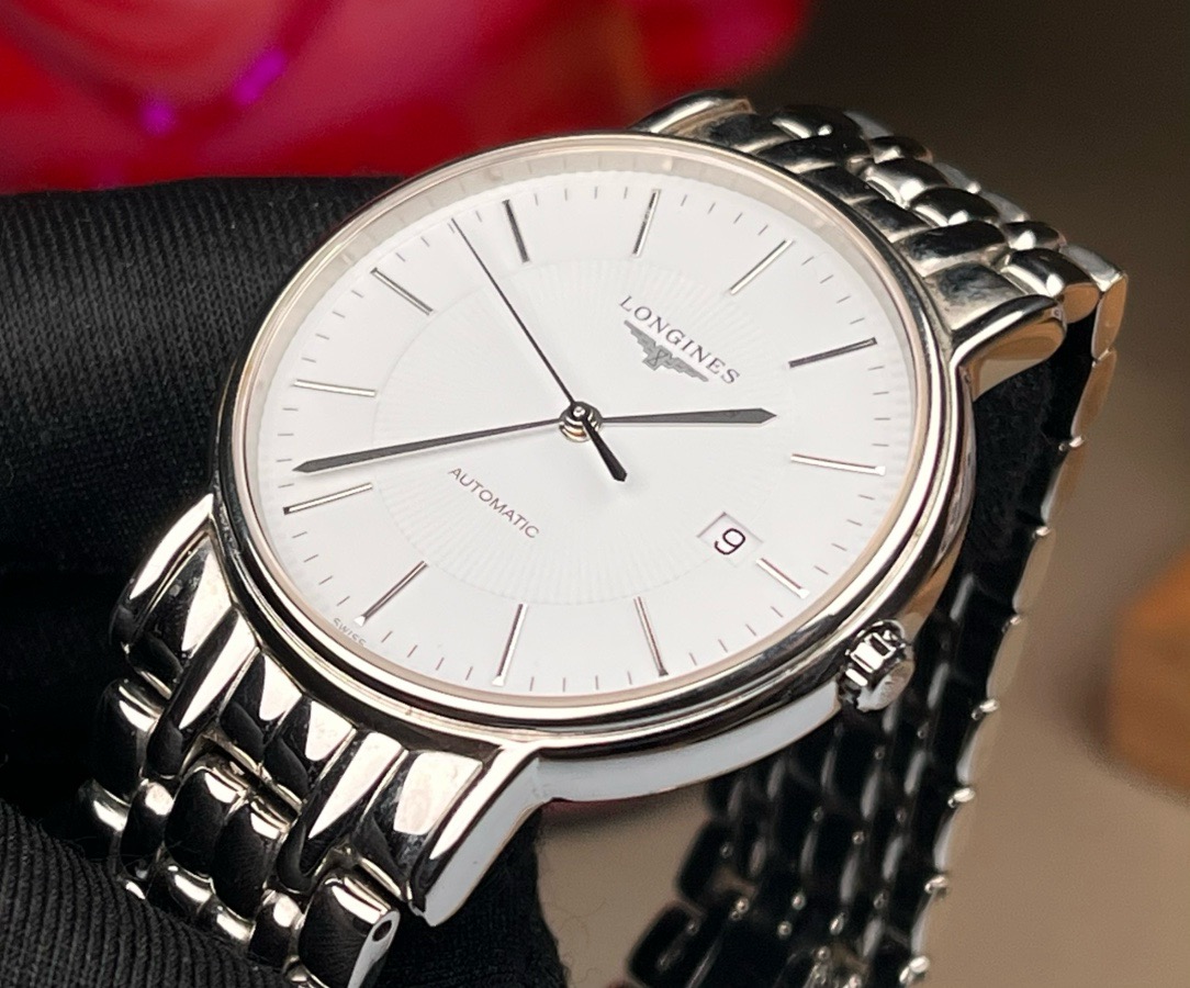 Longines L4.801.4.78.6 detail 1