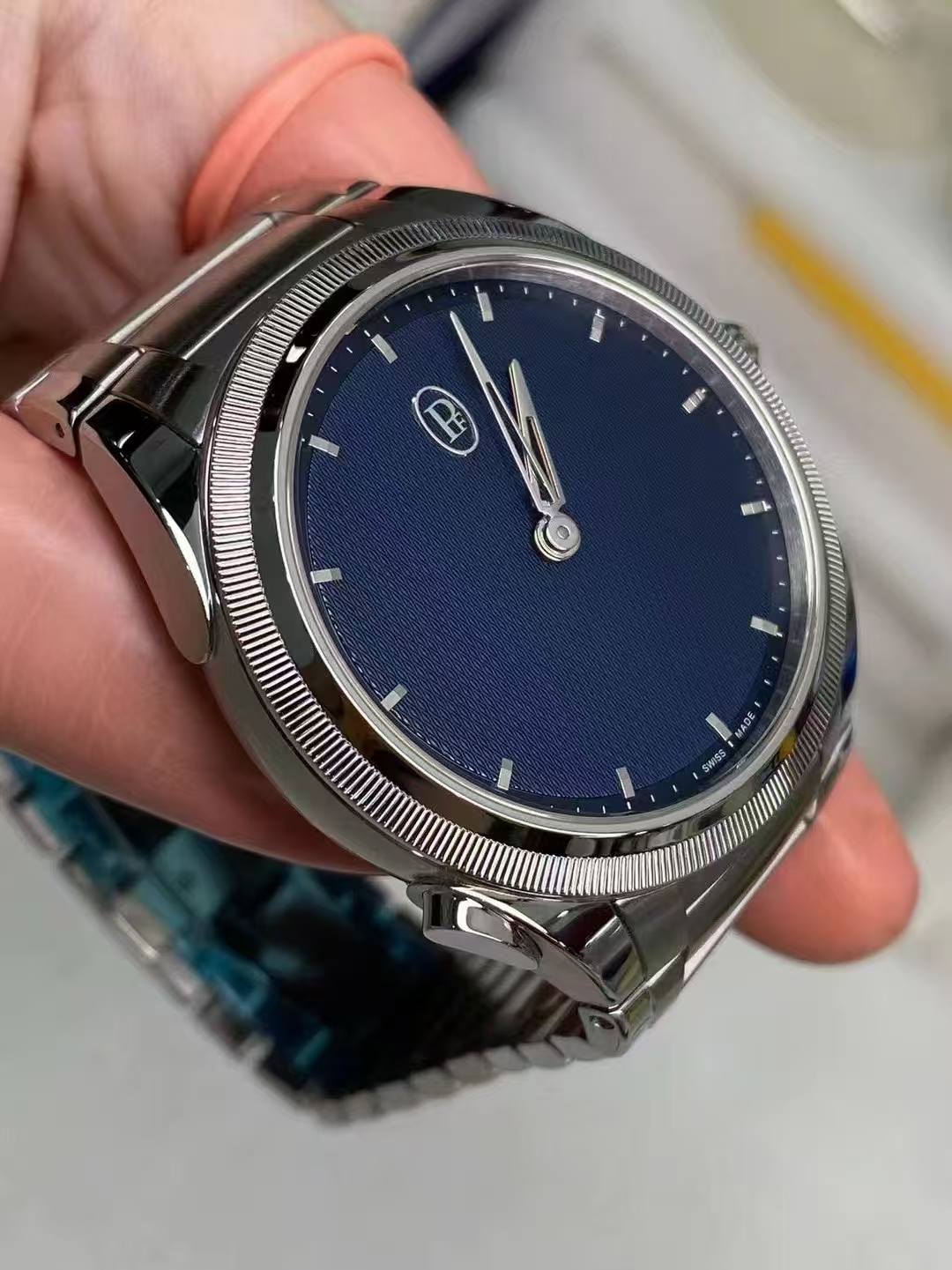 Parmigiani Fleurier PFC905-1020001-100182 detail 2