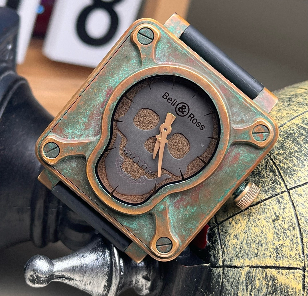 Bell & Ross 492 detail 2