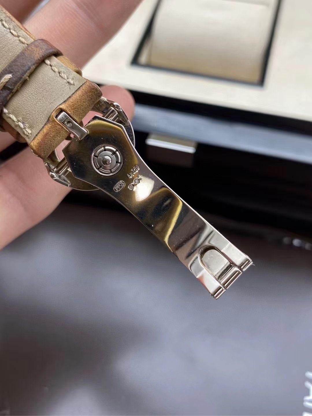 Patek Philippe 5326G-001 detail 7