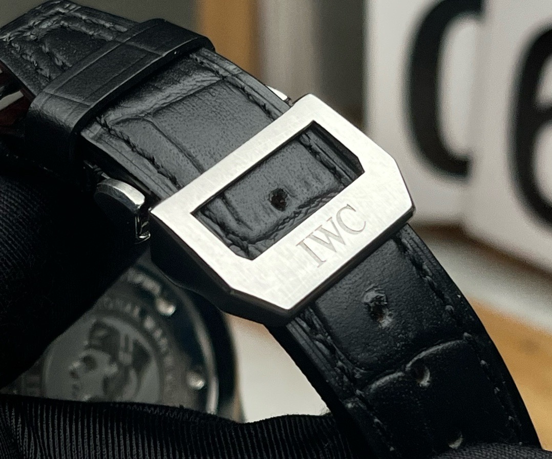 IWC IW500422 detail 6