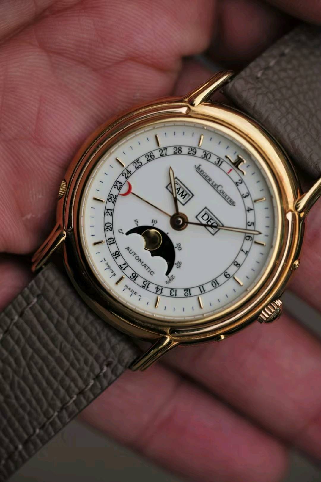 Jaeger-LeCoultre vintage detail 1