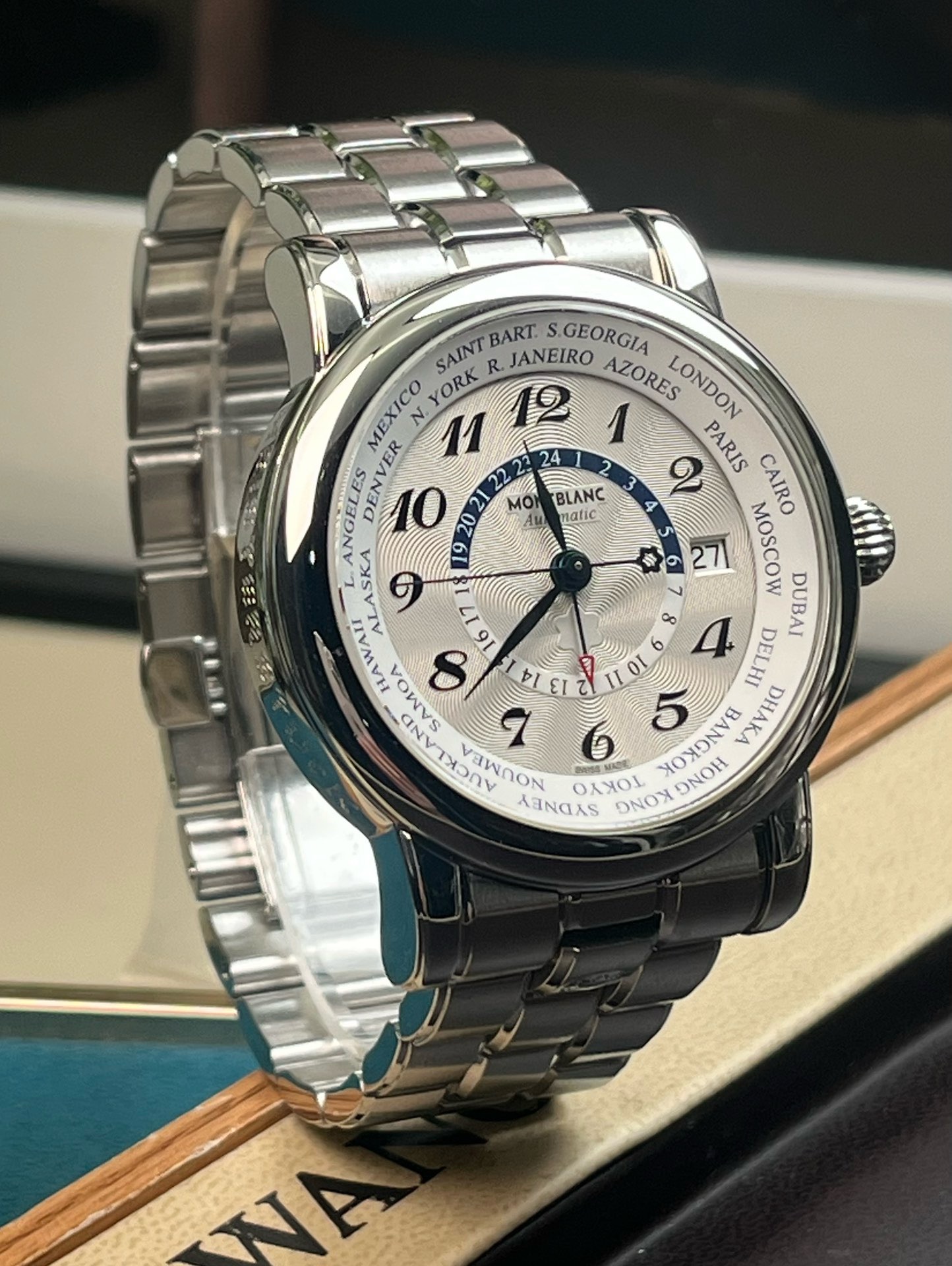 Montblanc U0106465 detail 2