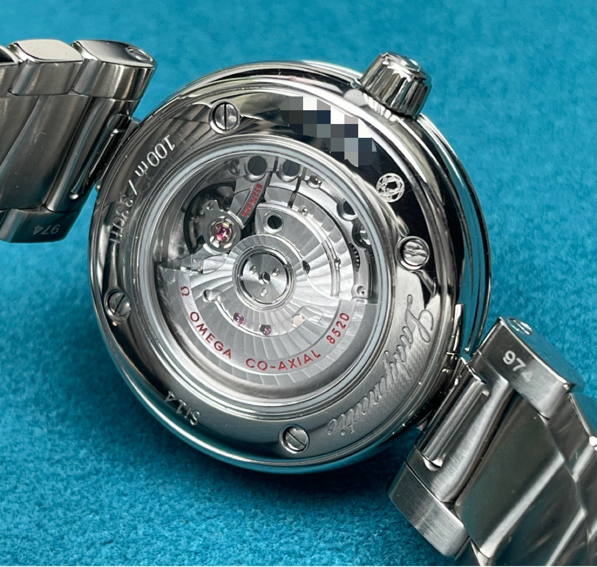 Omega 425.30.34.20.51.001 detail 7