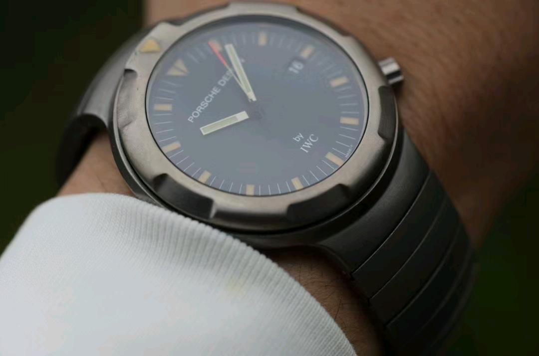 IWC 2000 detail 3