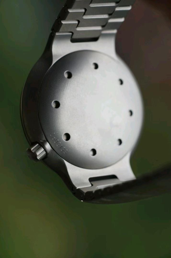 IWC 2000 detail 8
