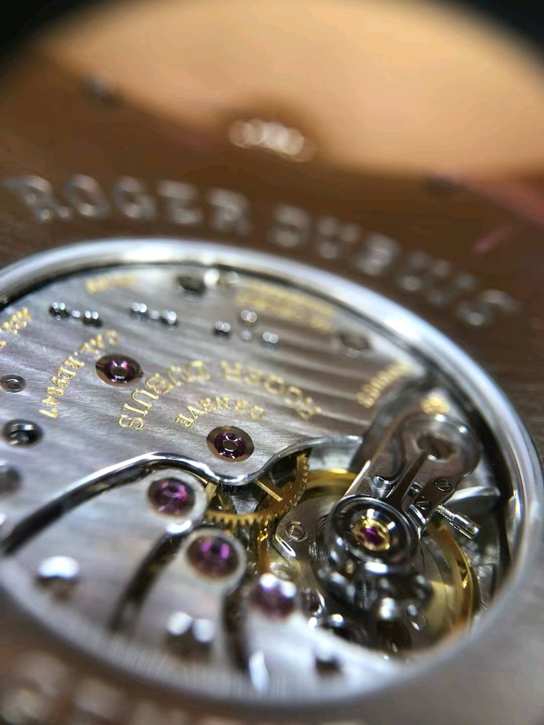 Roger Dubuis Vintage detail 8