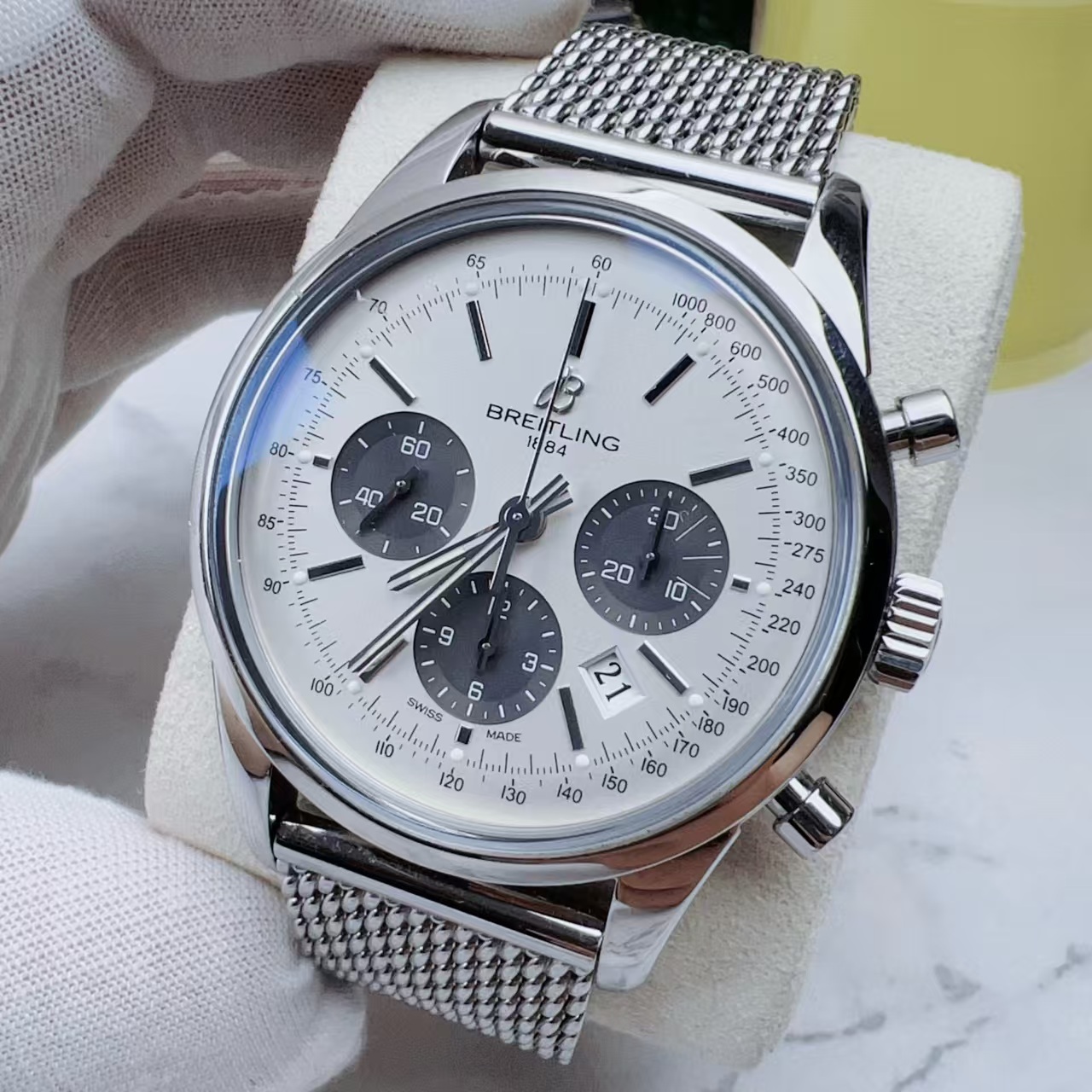 Breitling AB0152121G1A1 detail 4