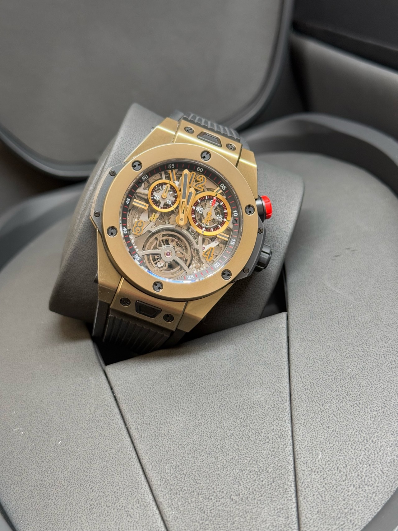 Hublot 404.MX.0138.RX detail 5