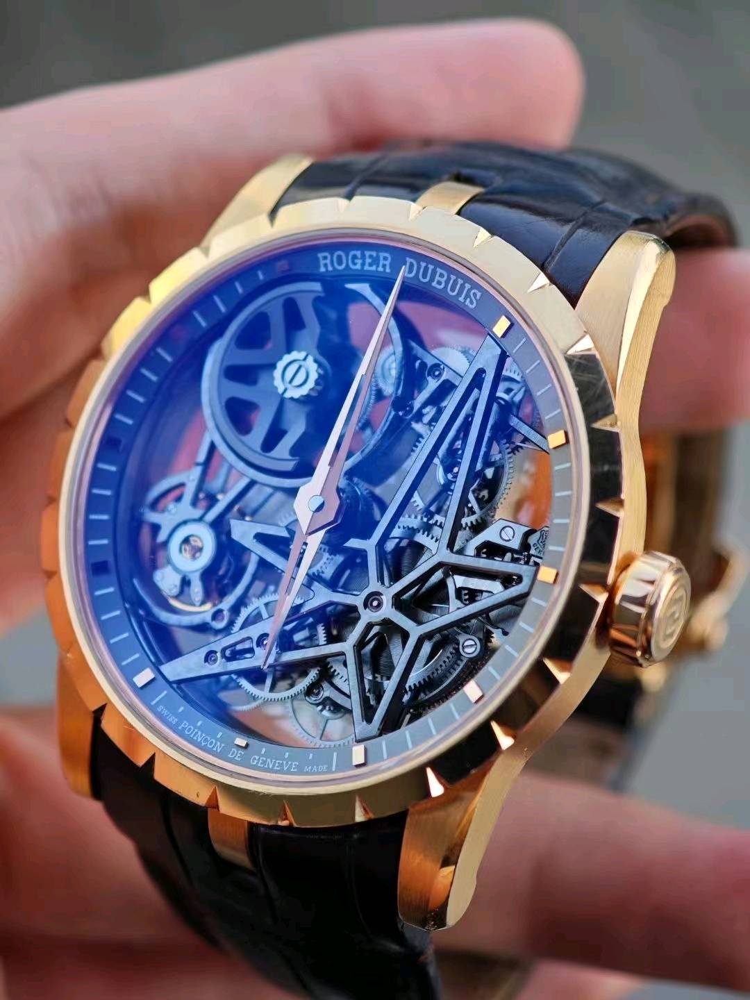 Roger Dubuis RDDBEX0422 detail 1