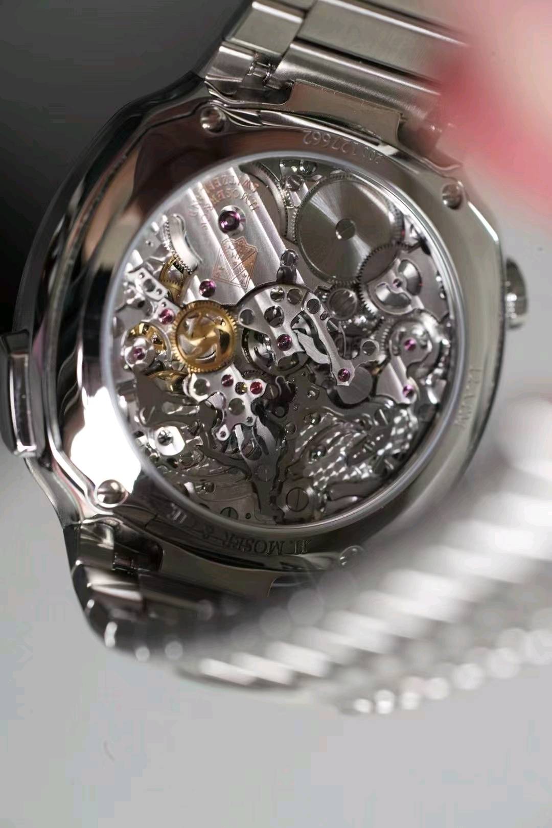 H.Moser & Cie() Vintage detail 7