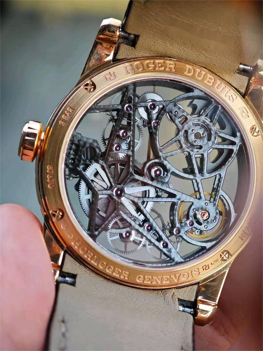 Roger Dubuis RDDBEX0422 detail 3