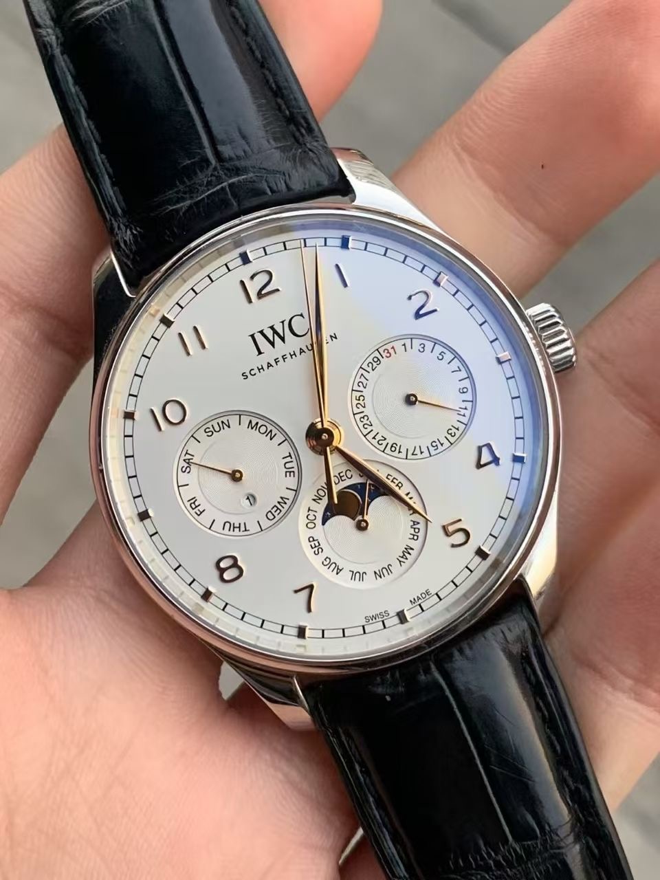 IWC 344203 detail 1