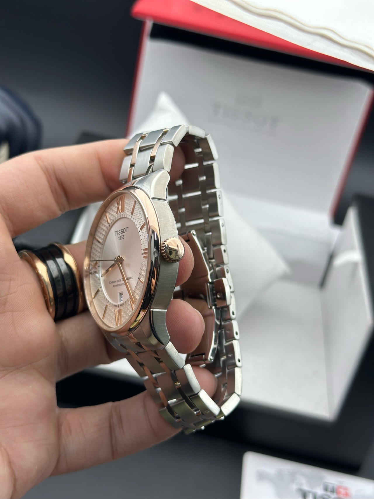 Tissot T009.407.22.038.01 detail 4