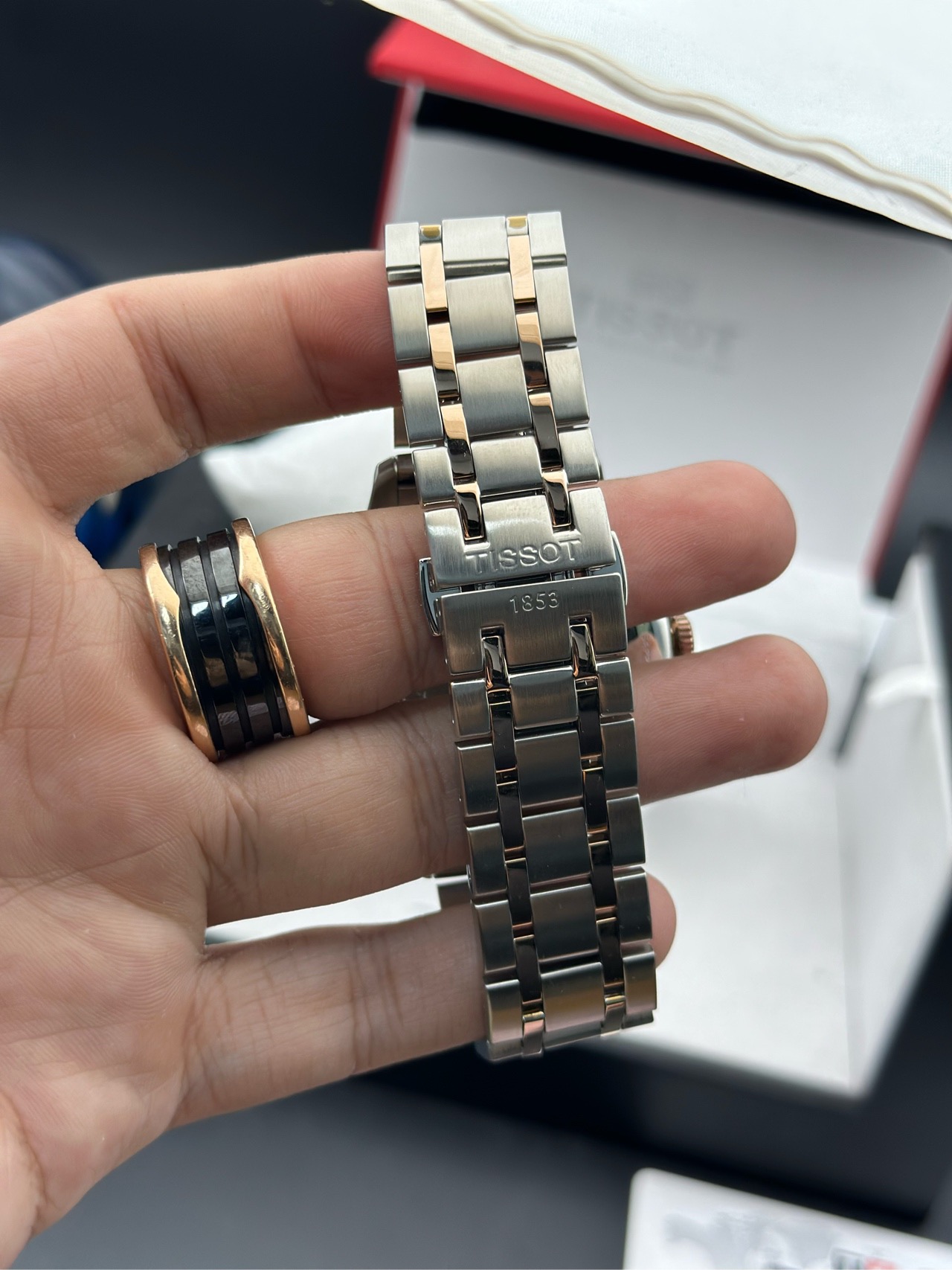 Tissot T009.407.22.038.01 detail 3