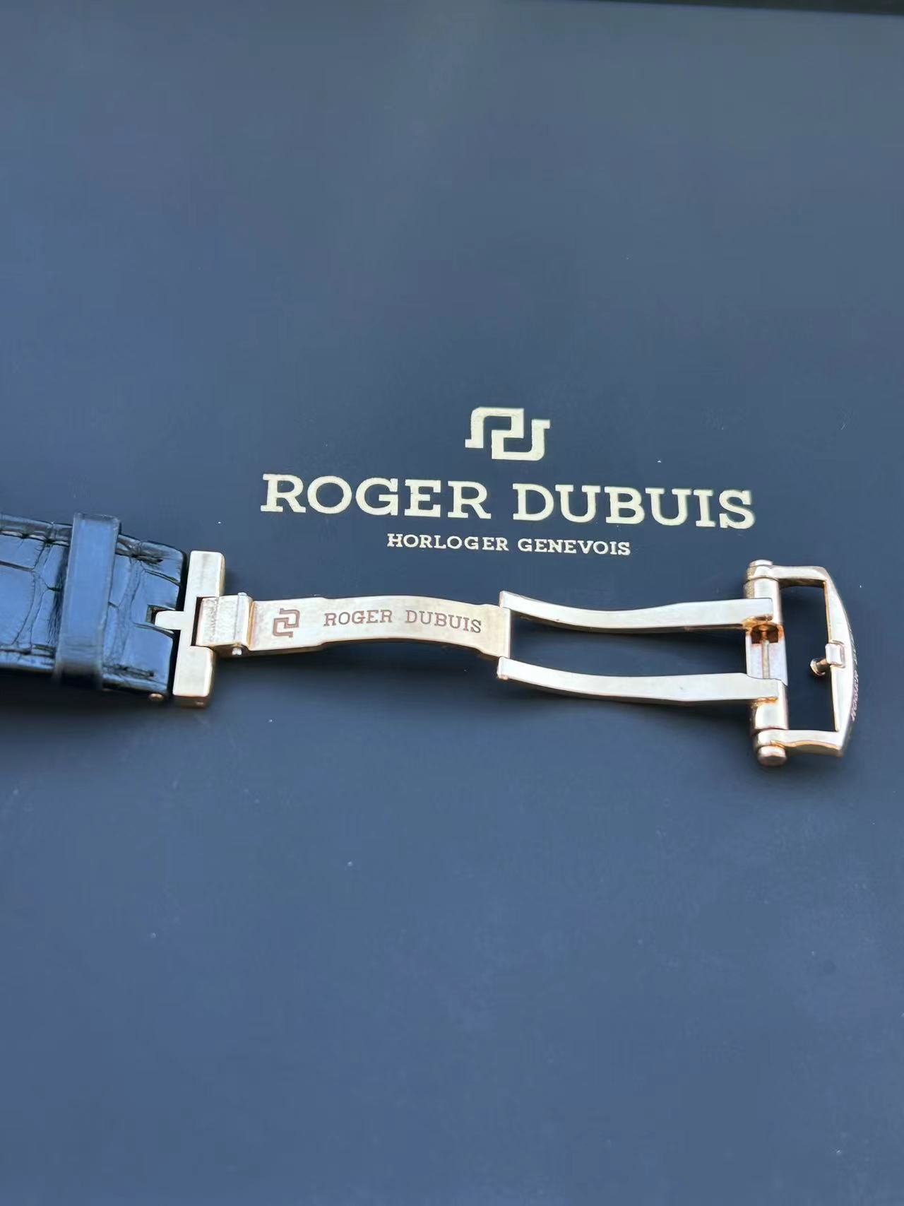 Roger Dubuis RDDBEX0397 detail 5