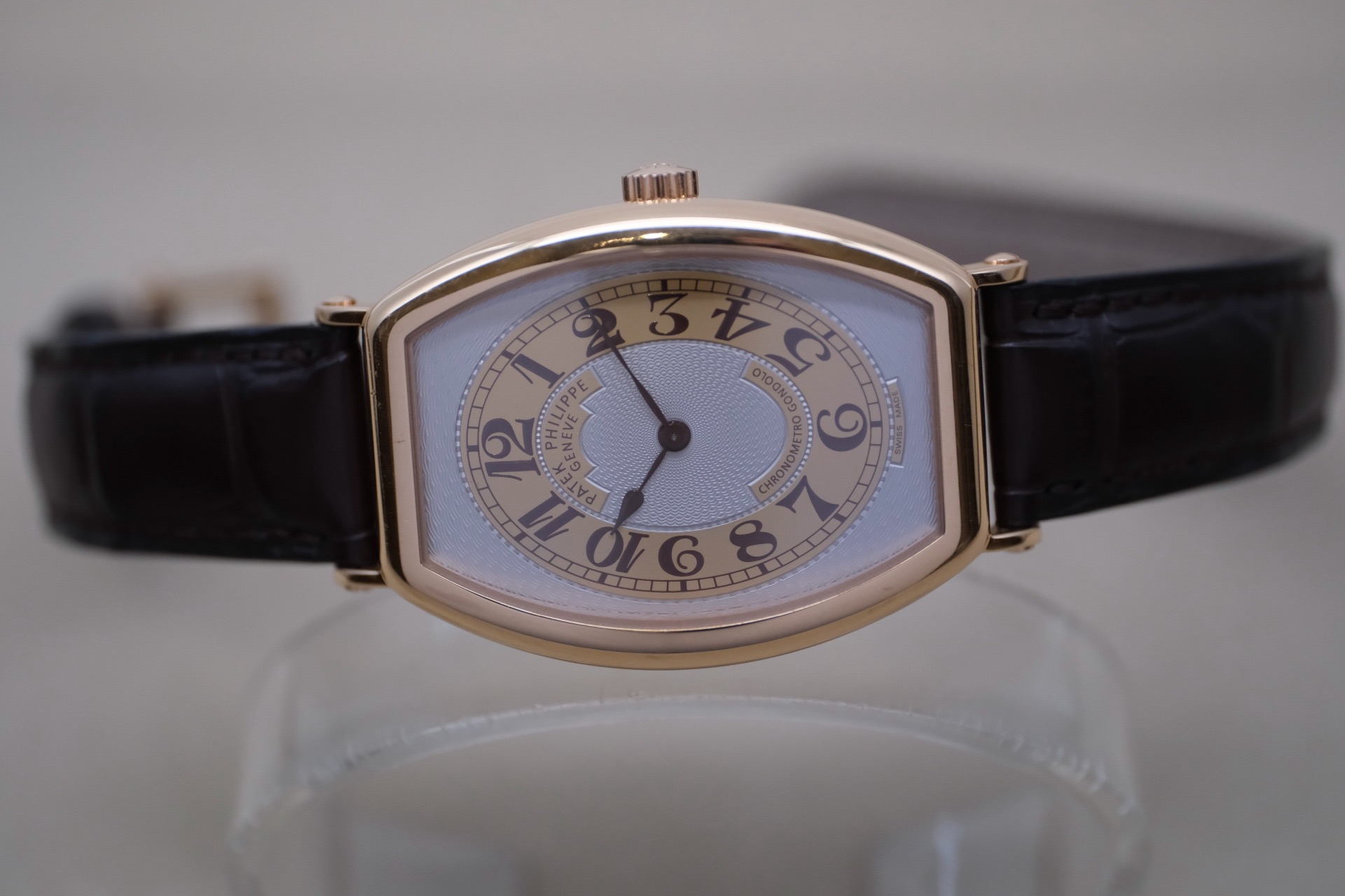 Are Luxury Watches a Smart Investment? Expert Insights on Swiss Timepieces & Market Trends