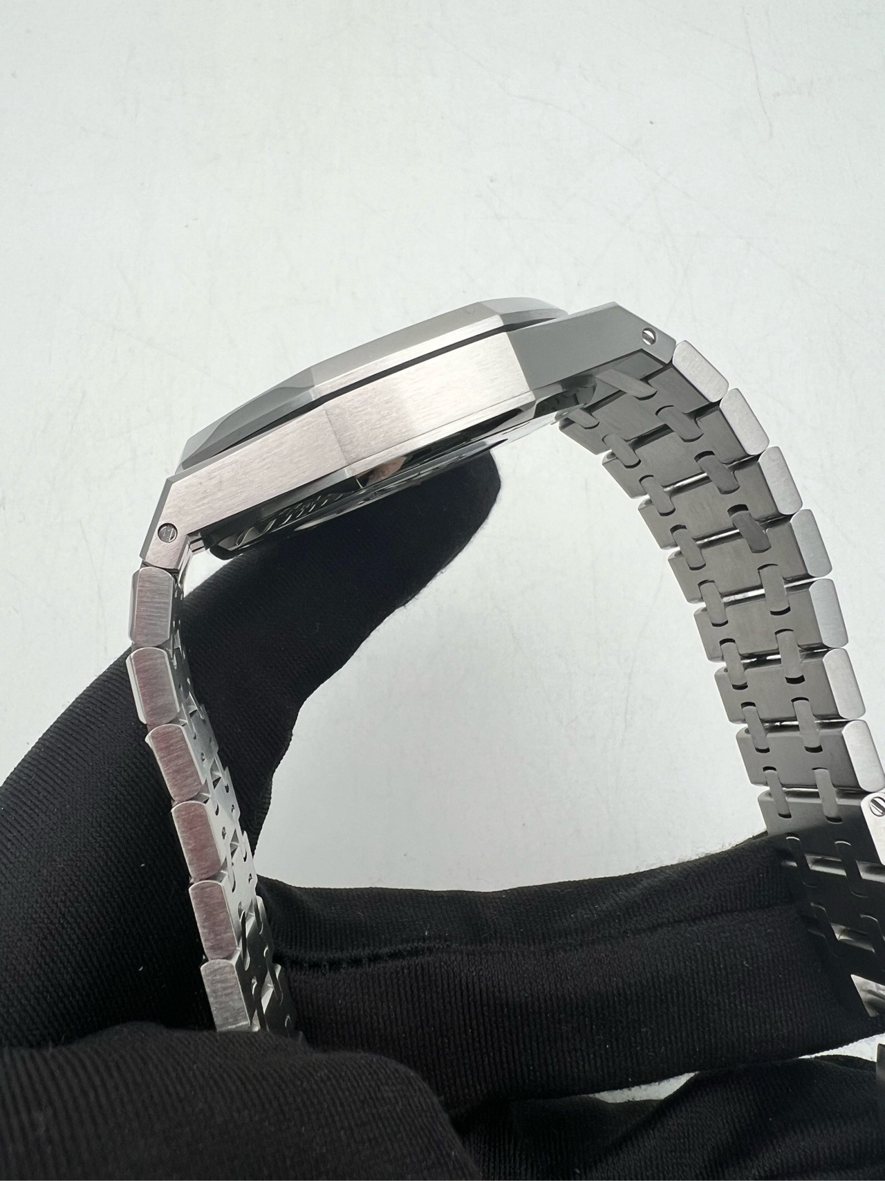 Audemars Piguet 26331ST.OO.1220ST.03 detail 4