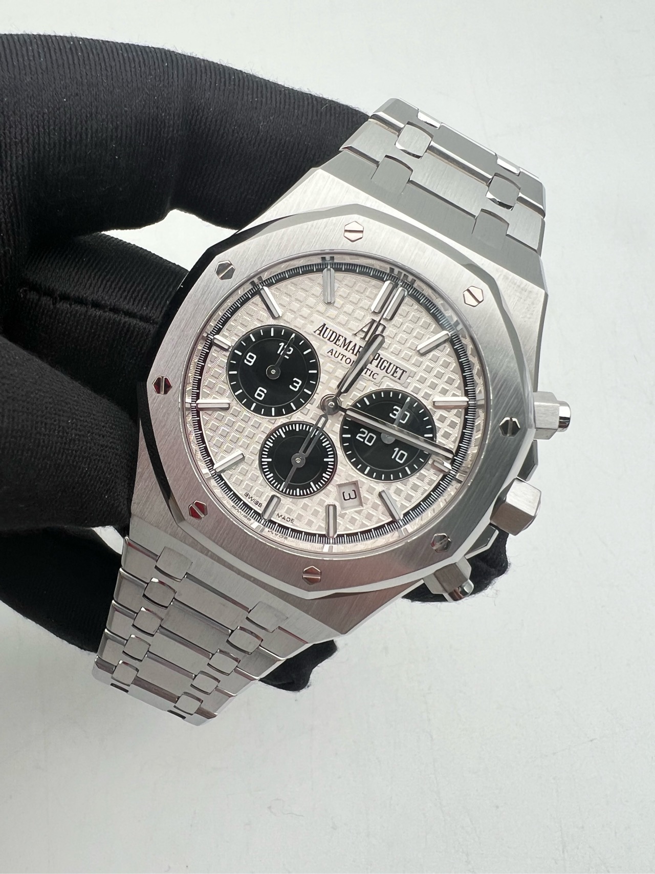 Audemars Piguet 26331ST.OO.1220ST.03 detail 2