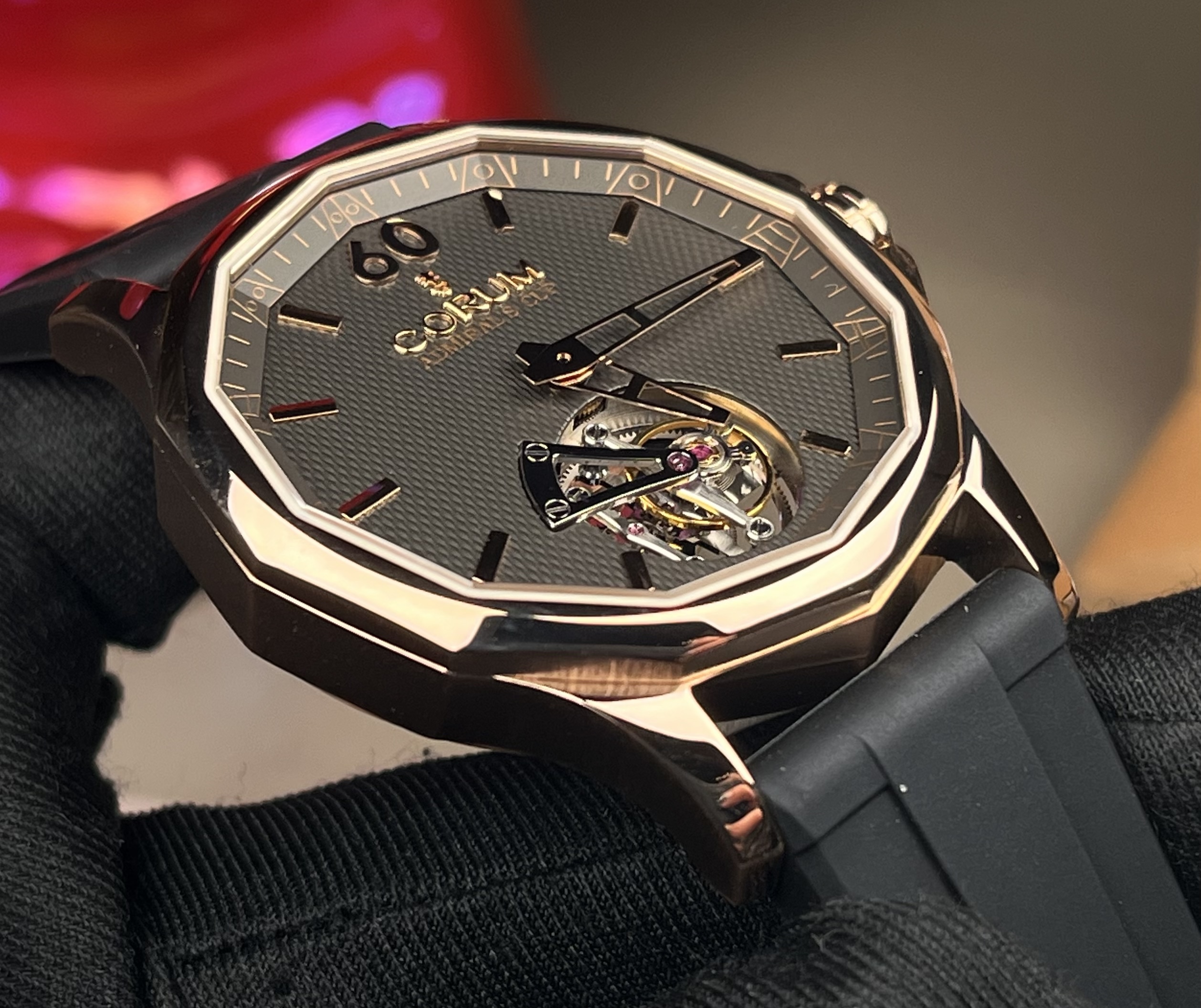 Corum 029.101.55 / 0002 FH12 detail 5