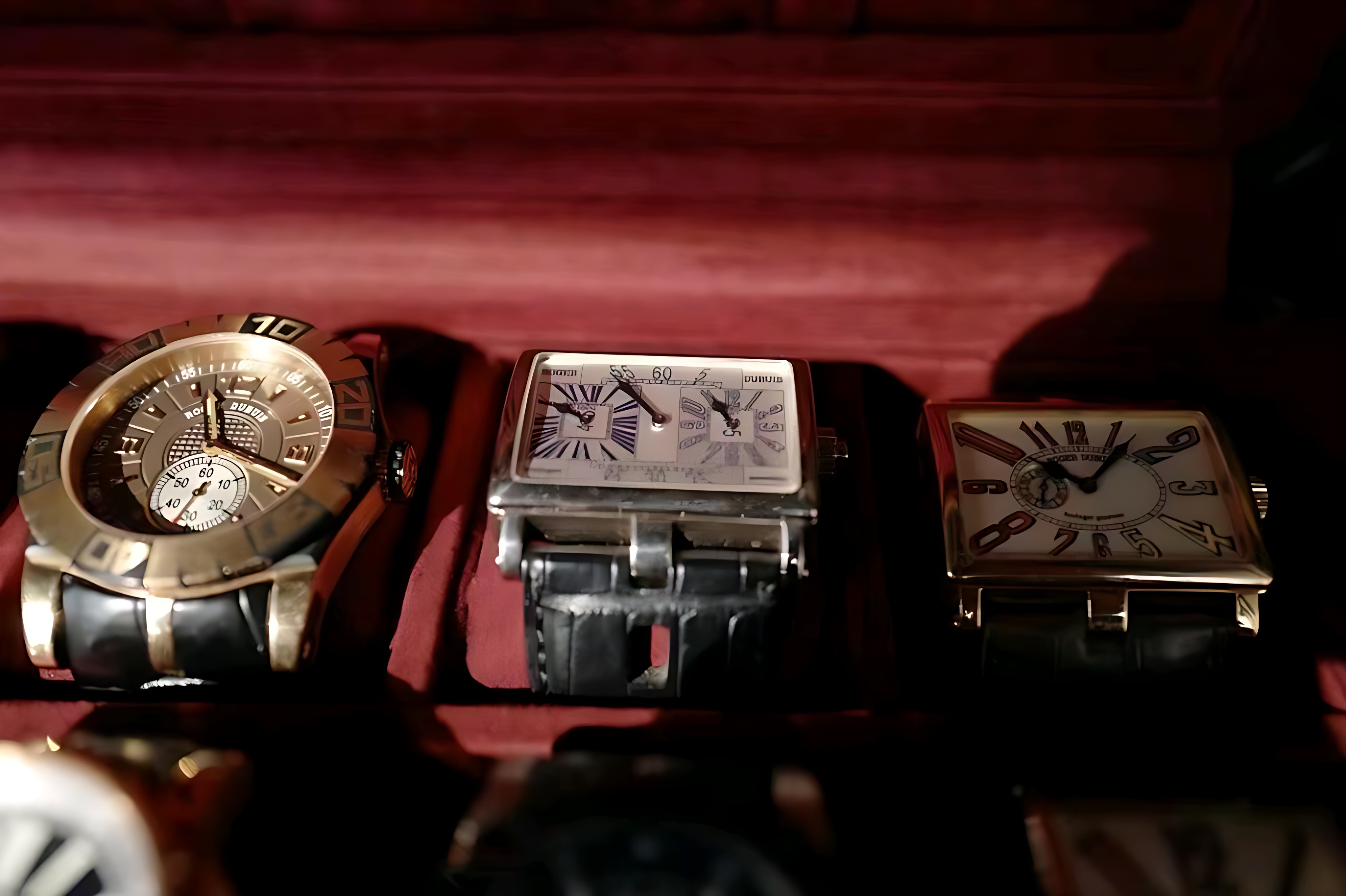 Roger Dubuis Vintage detail 3
