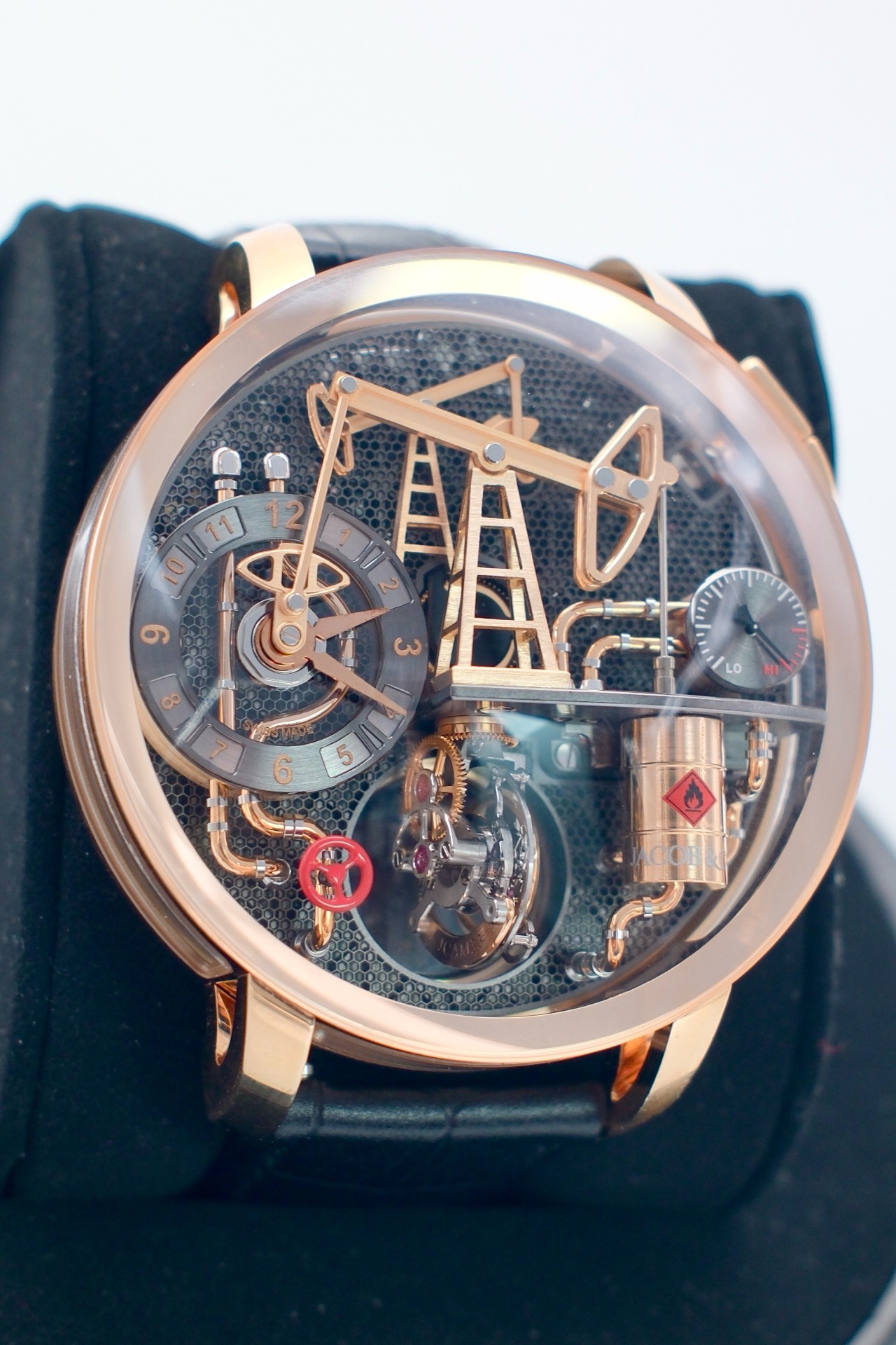 Jacob & Co. OIL PUMP detail 2