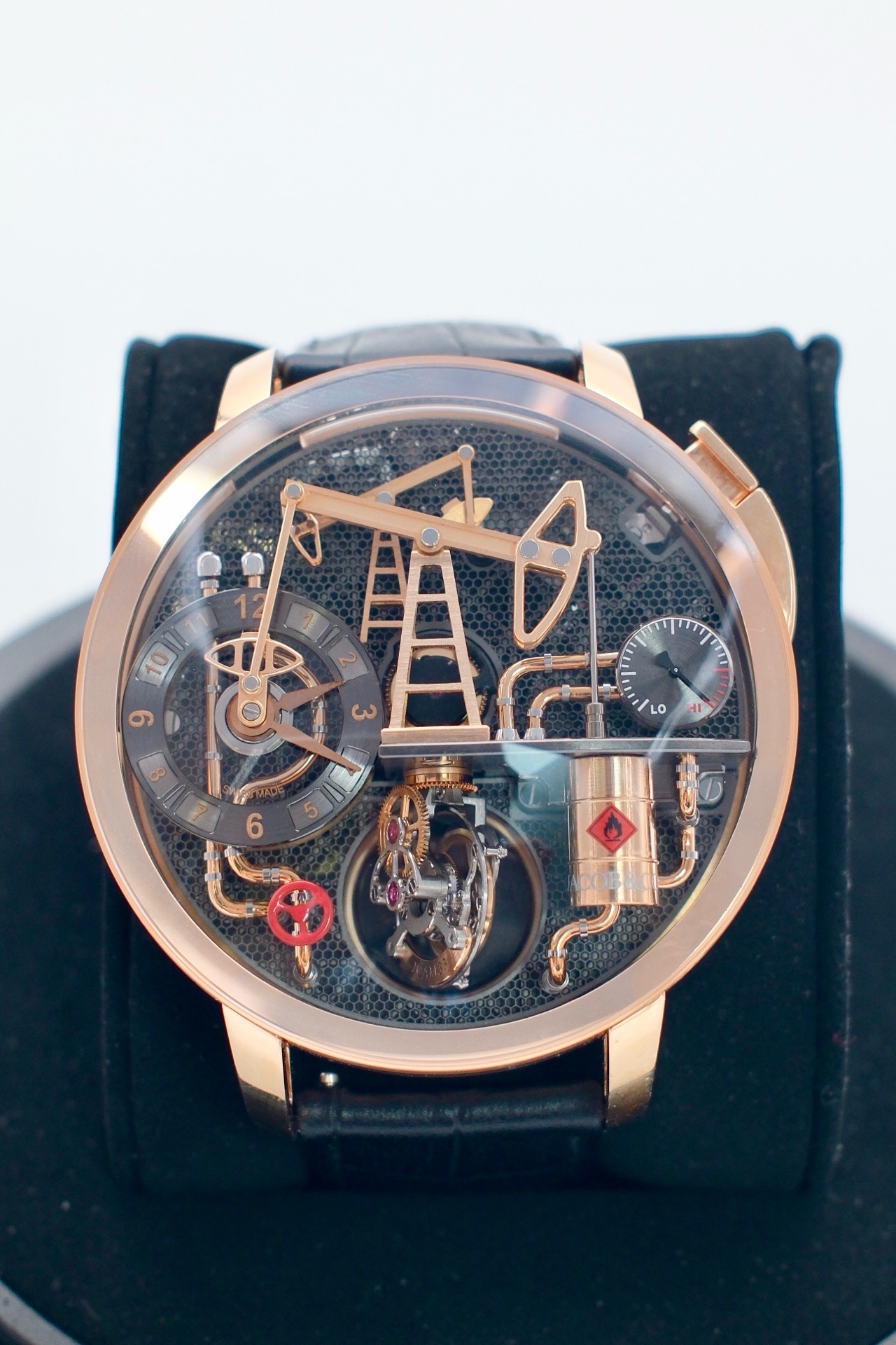 Jacob & Co. OIL PUMP detail 1
