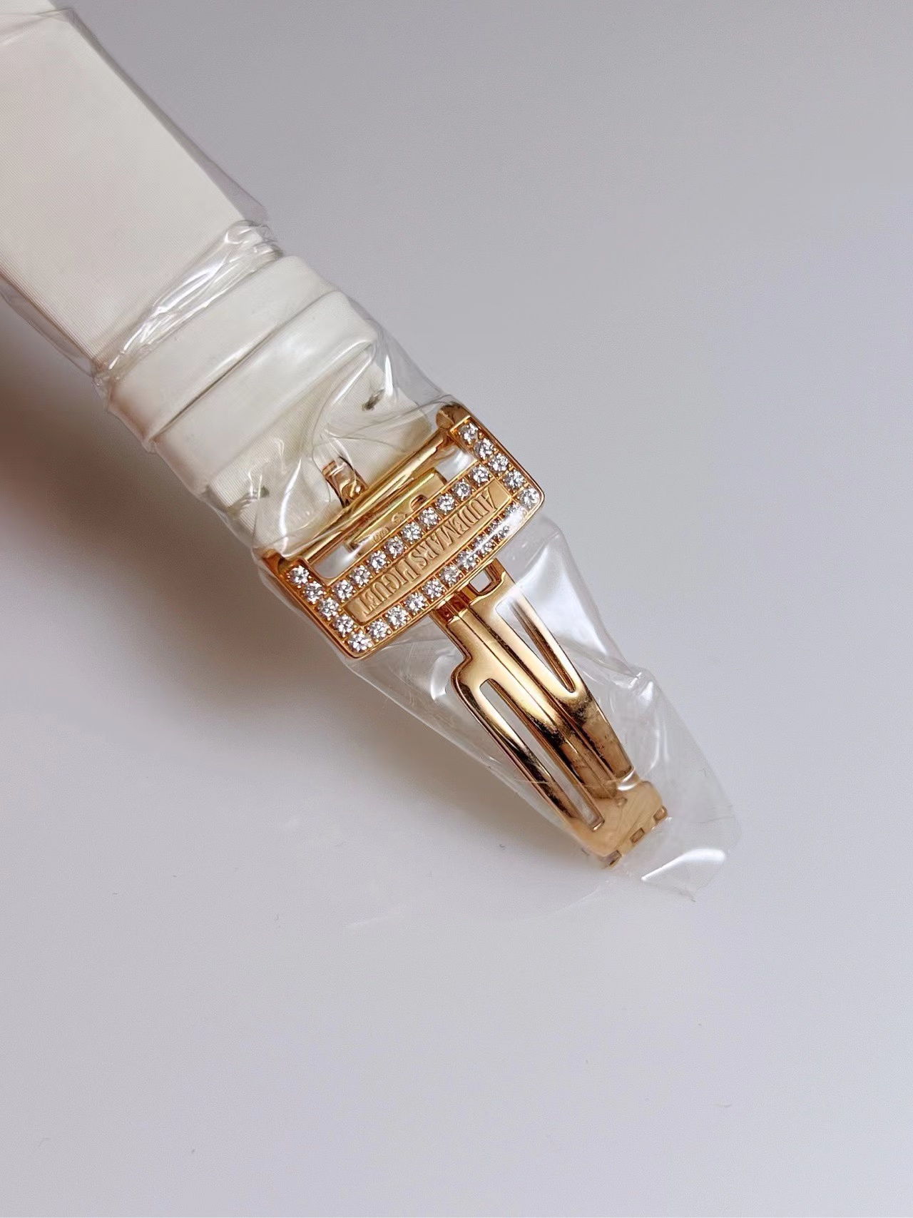 Audemars Piguet 77315OR.ZZ.D013SU.01 detail 2