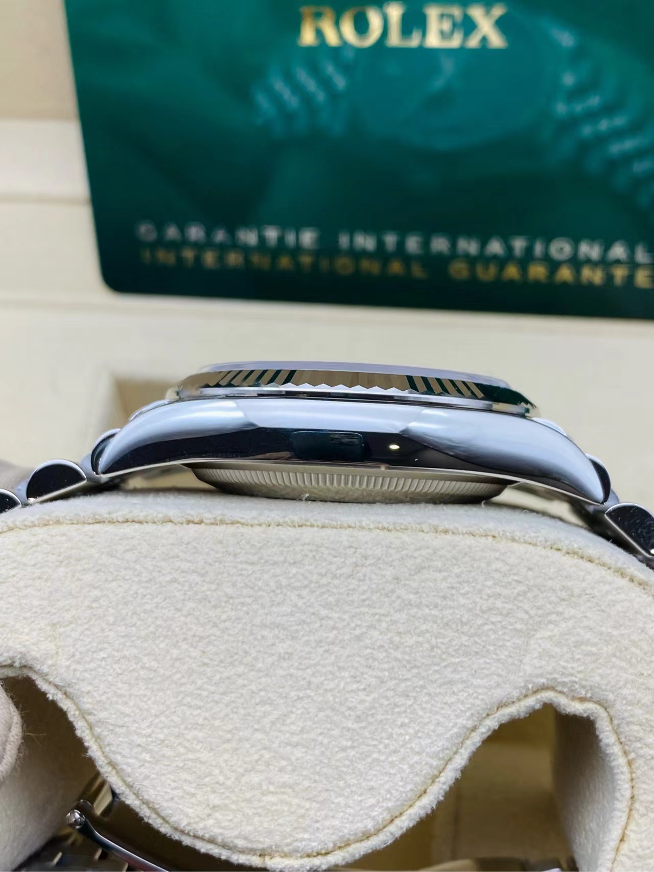 Rolex m126234-0045 detail 4