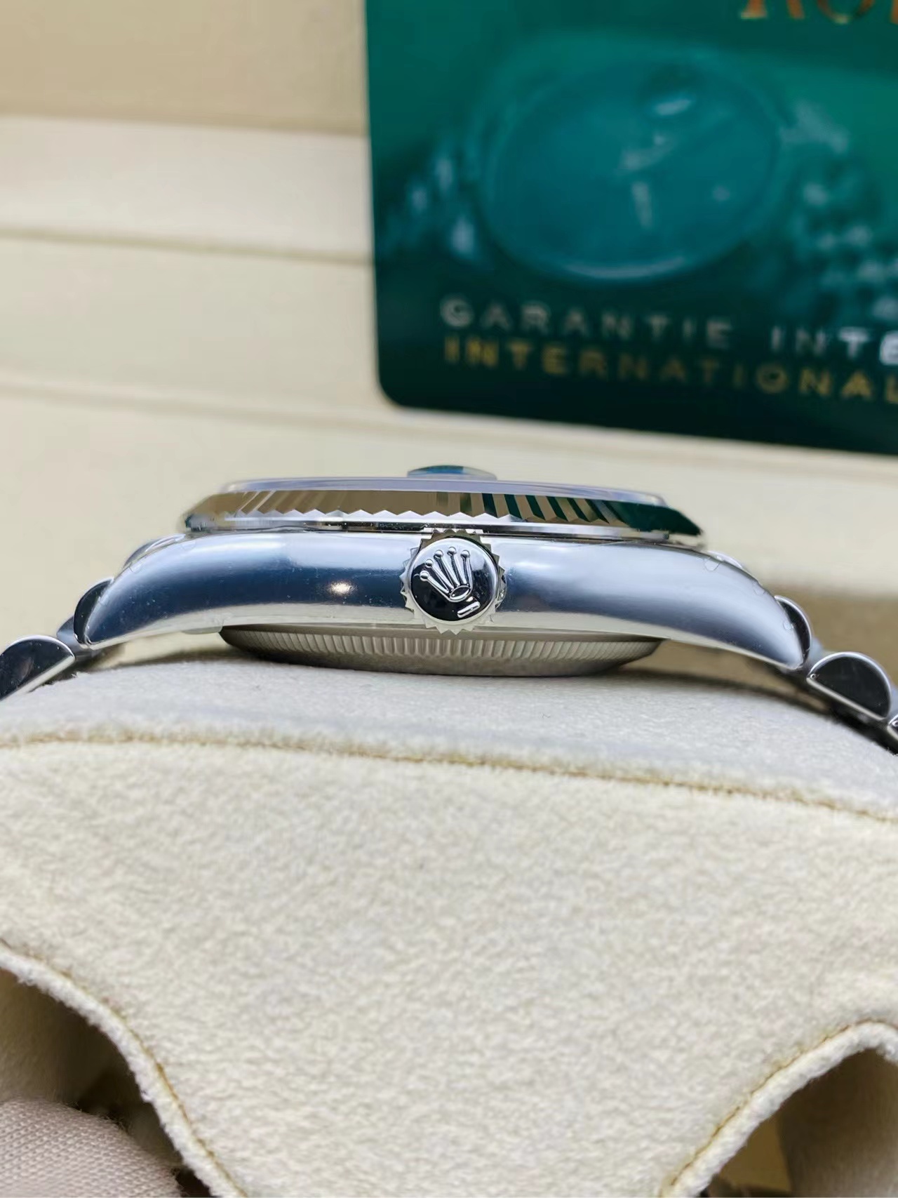 Rolex m126234-0045 detail 5