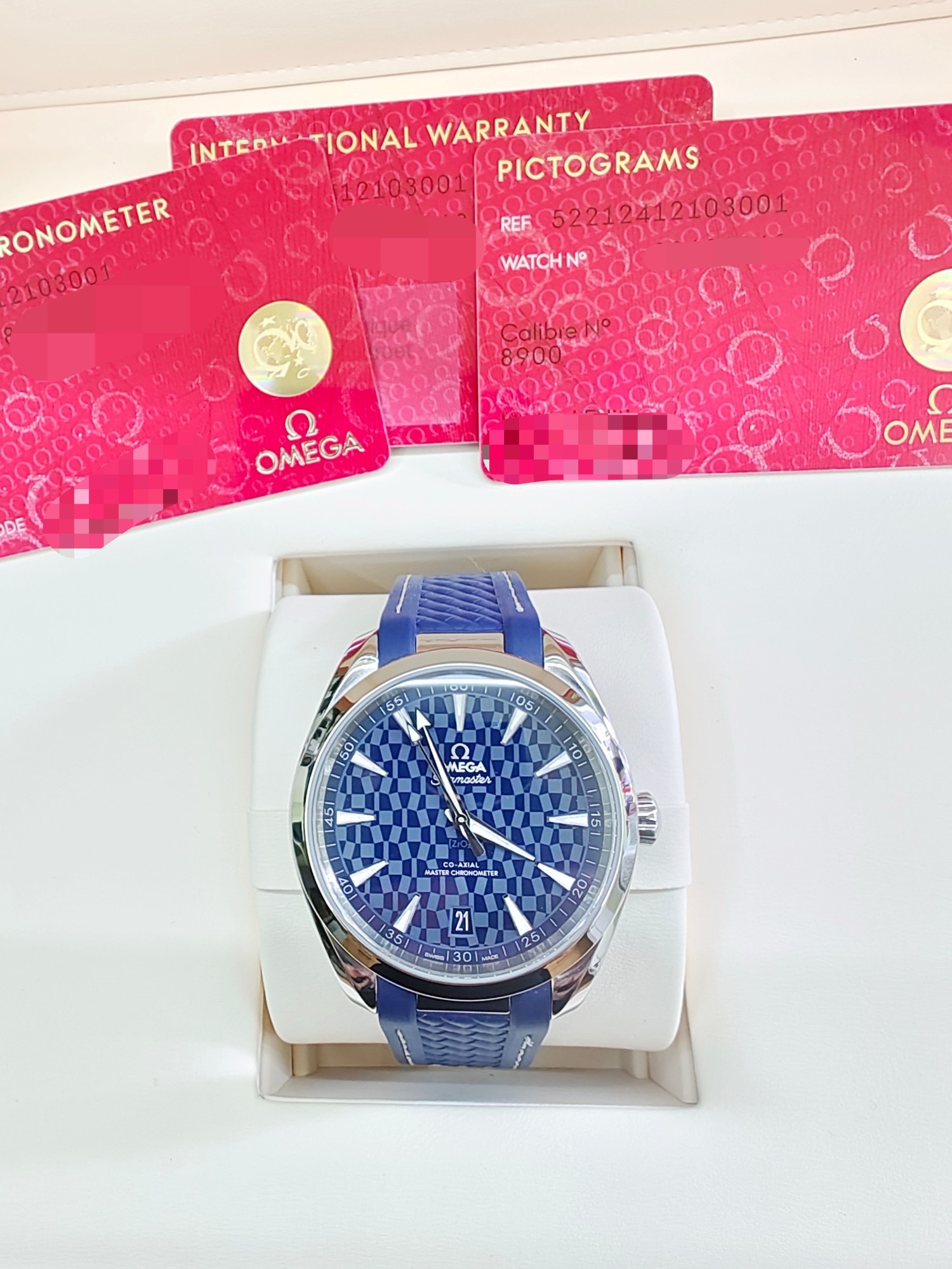 Omega 522.12.41.21.03.001 detail 7