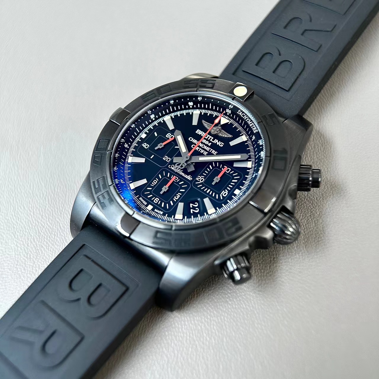 Breitling MB0111C3.BE35.253S detail 1