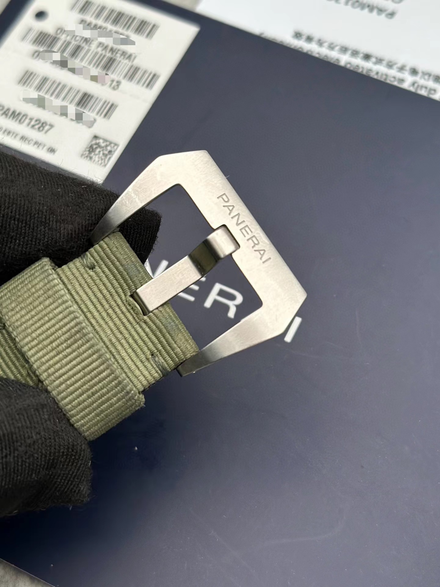 Panerai PAM01287 detail 6