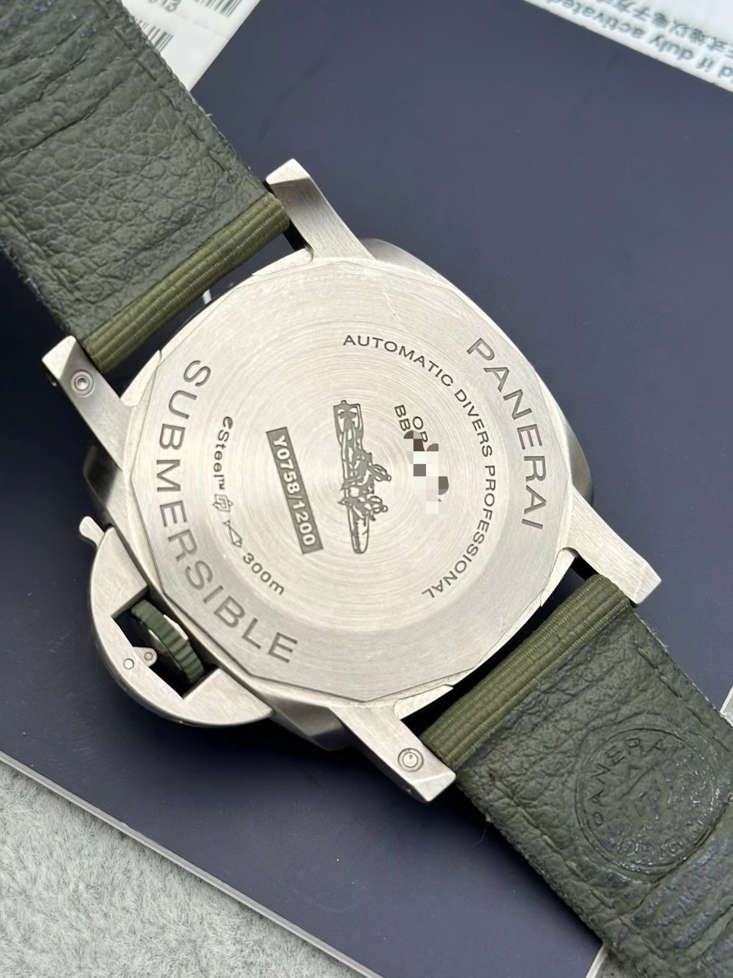 Panerai PAM01287 detail 3