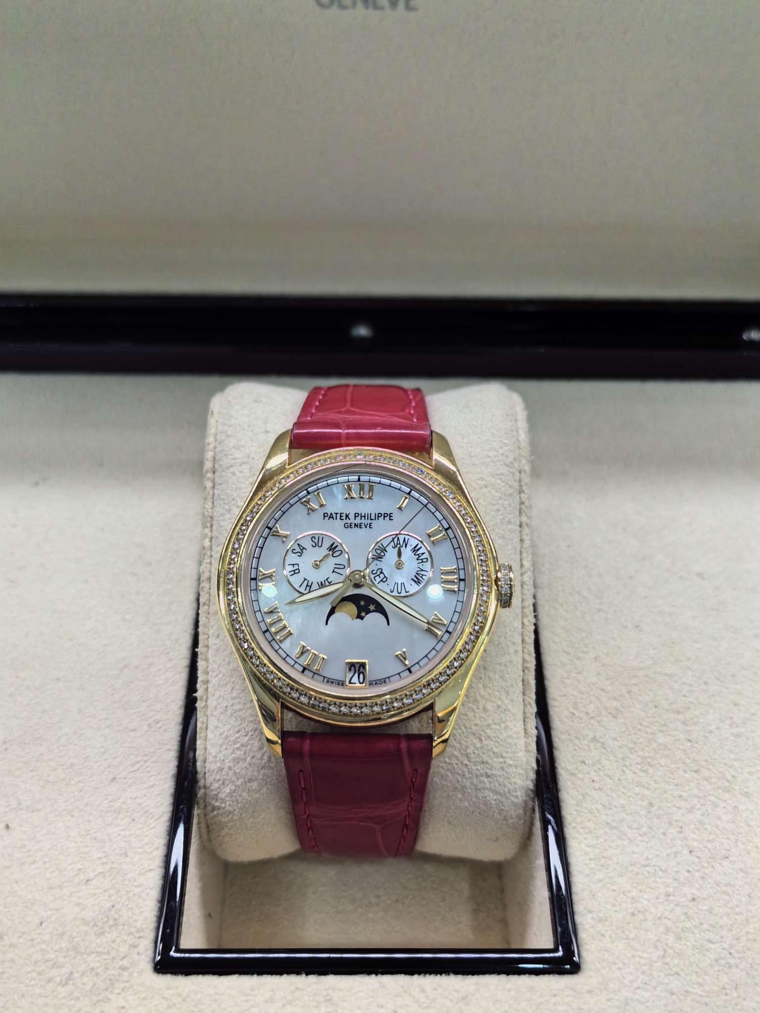 Patek Philippe 4936R-001