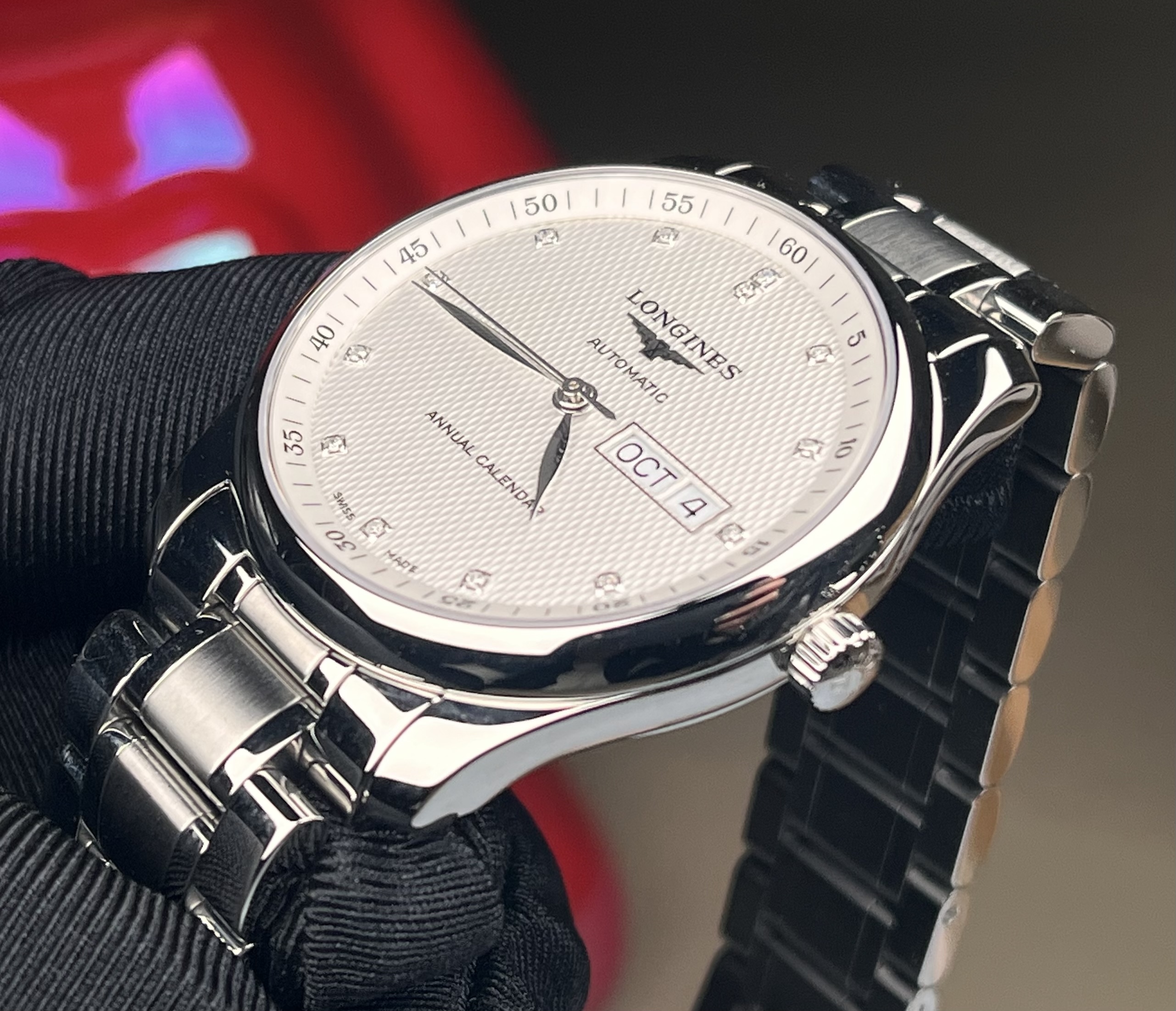 Longines L2.910.4.77.6 detail 3