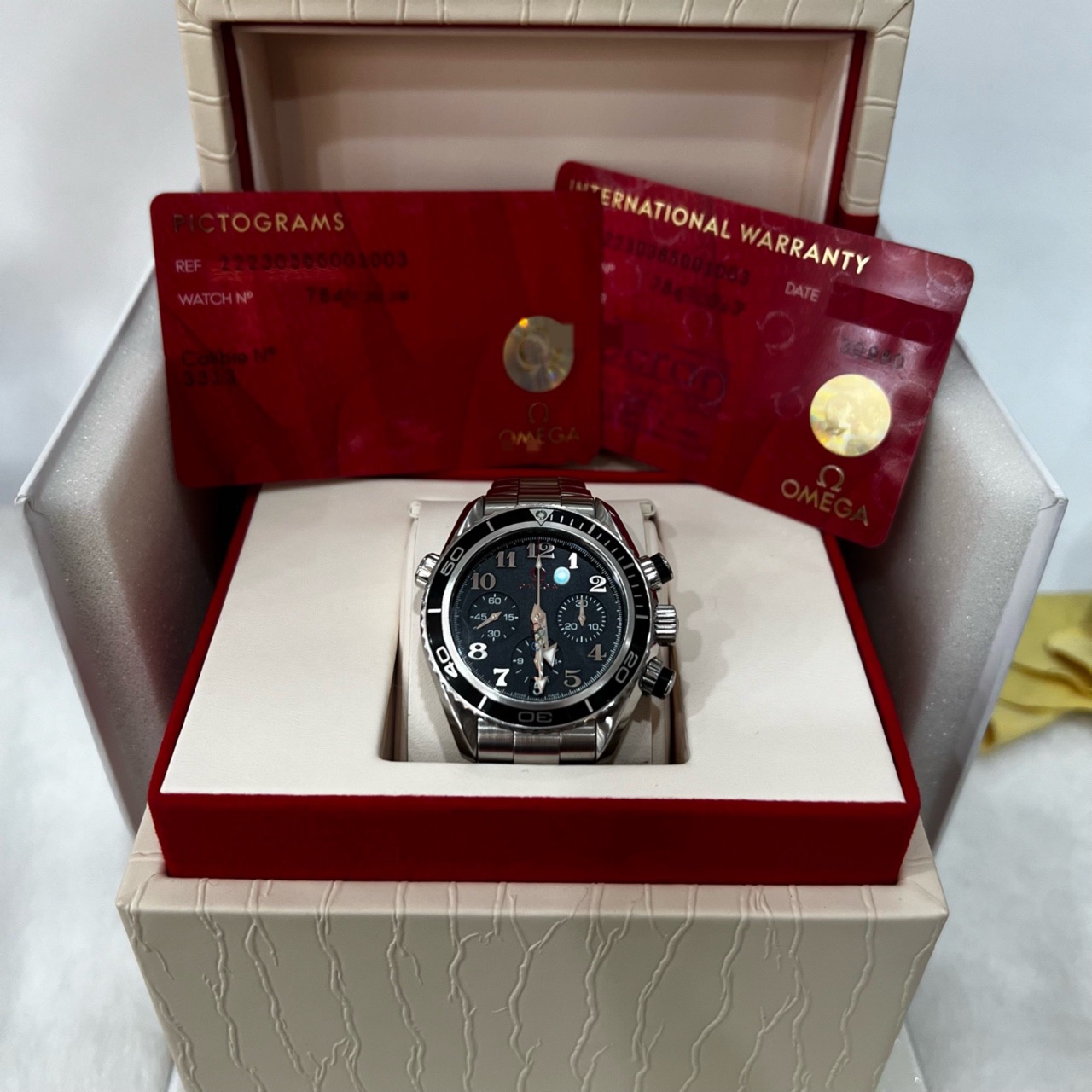 Omega 222.30.38.50.01.003 detail 6