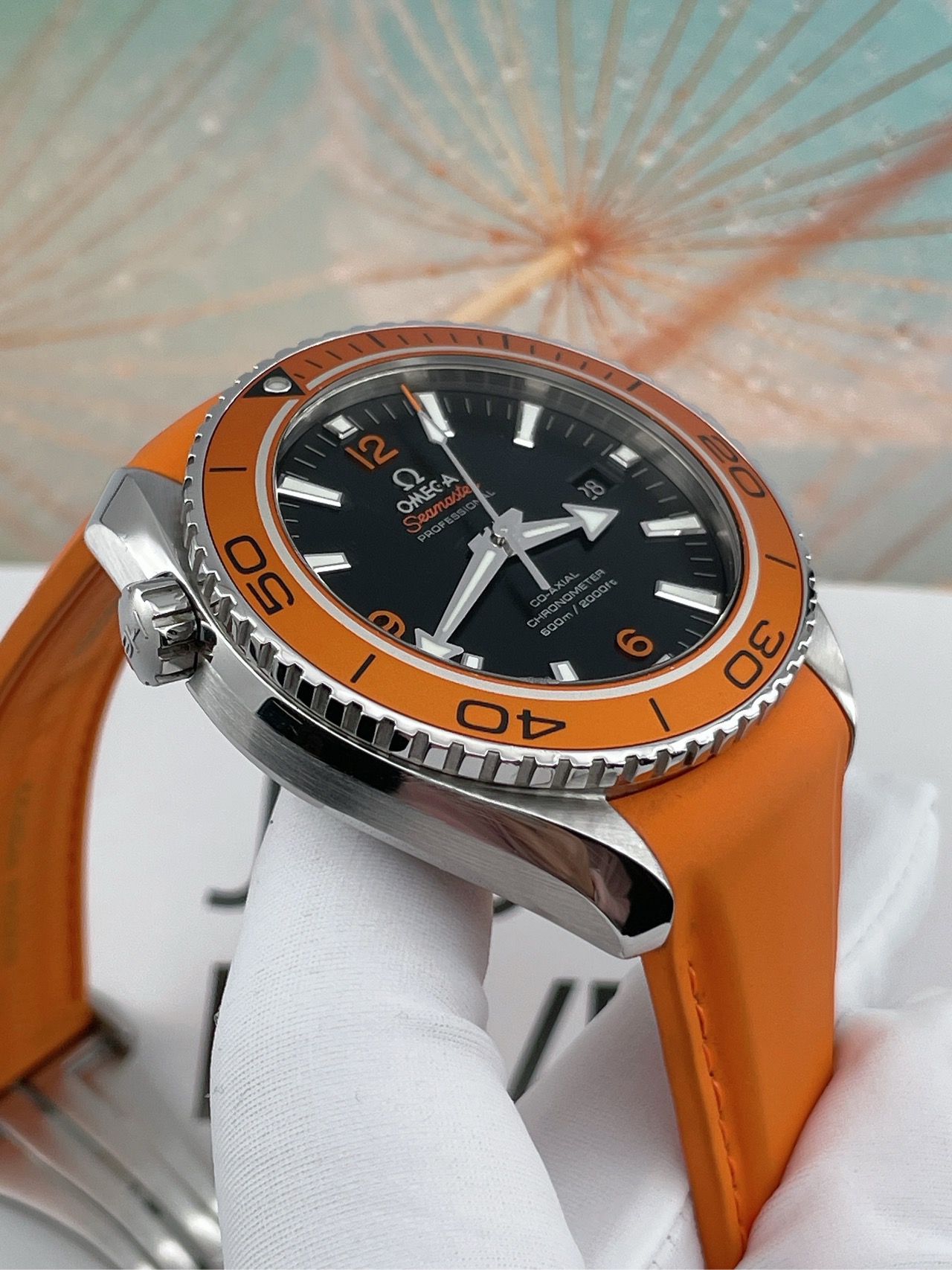 Omega 232.32.46.21.01.001 detail 3