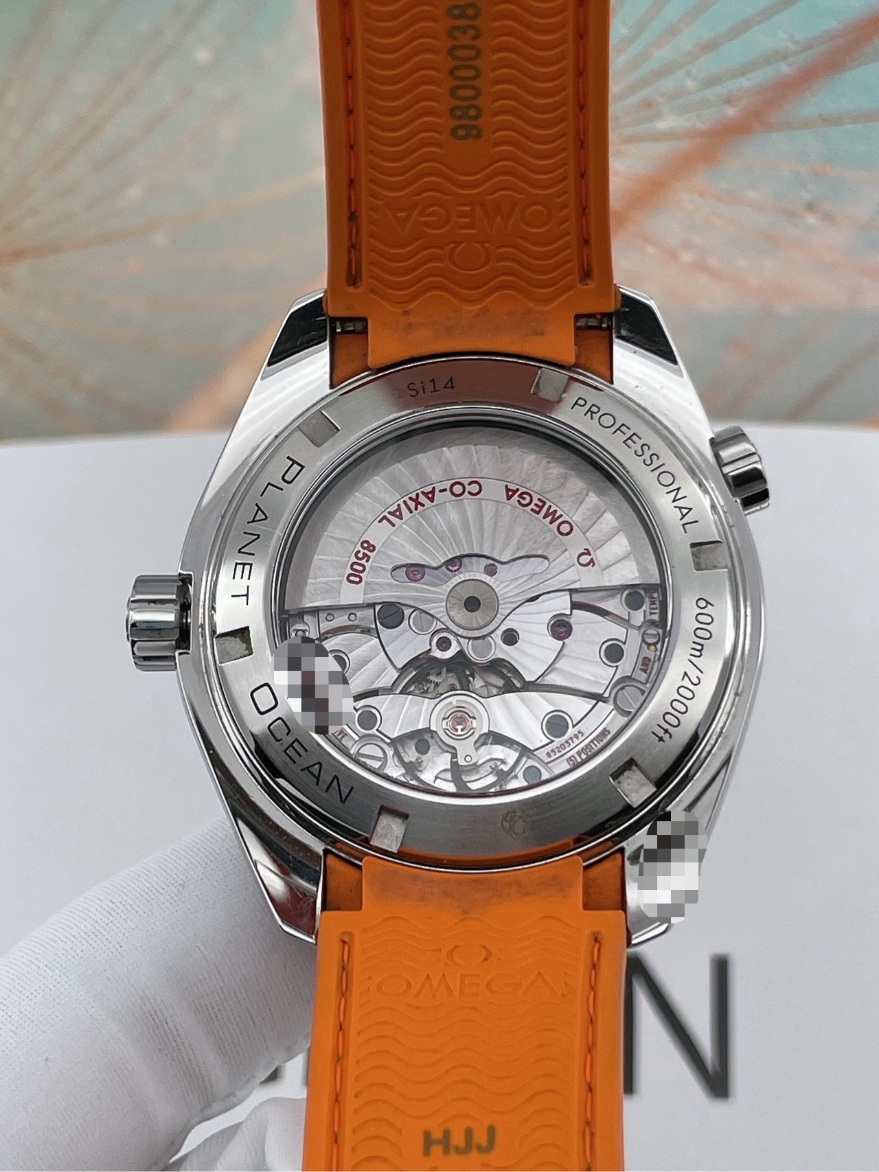 Omega 232.32.46.21.01.001 detail 6