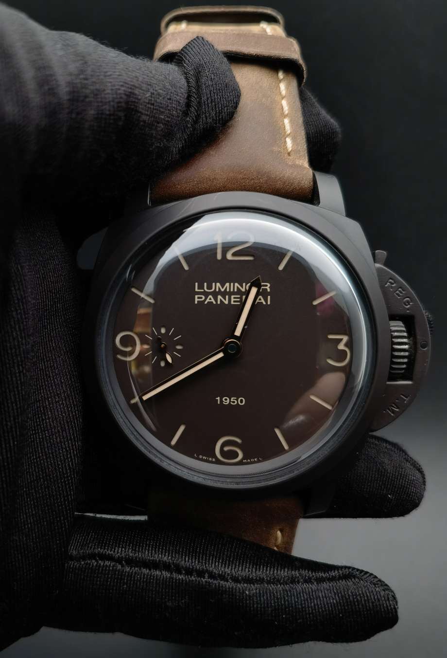 Panerai PAM00375 detail 2