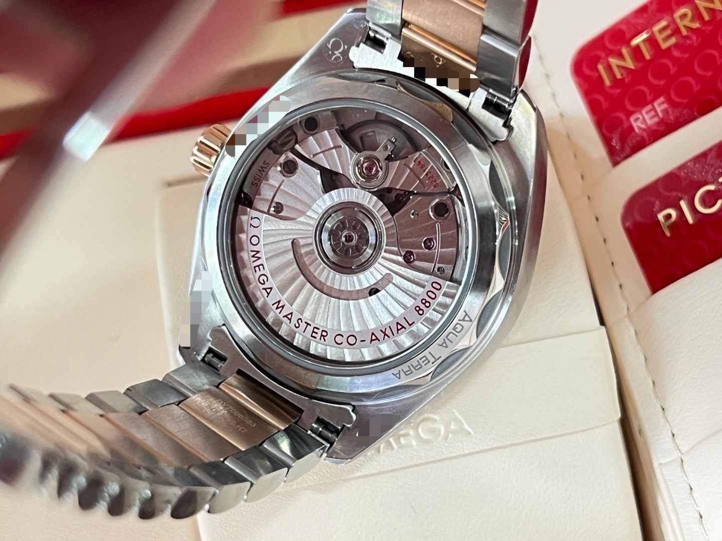 Omega 220.20.34.20.06.001 detail 6