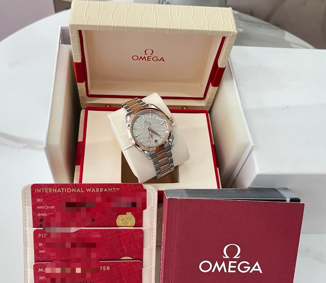 Omega 220.20.34.20.06.001 detail 7