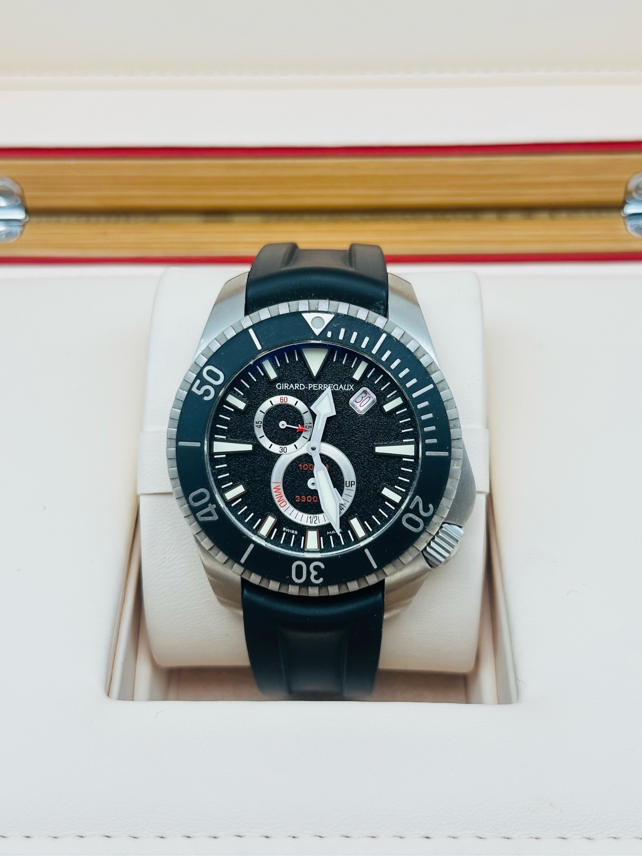 Girard Perregaux 49950-19-632-FK6A