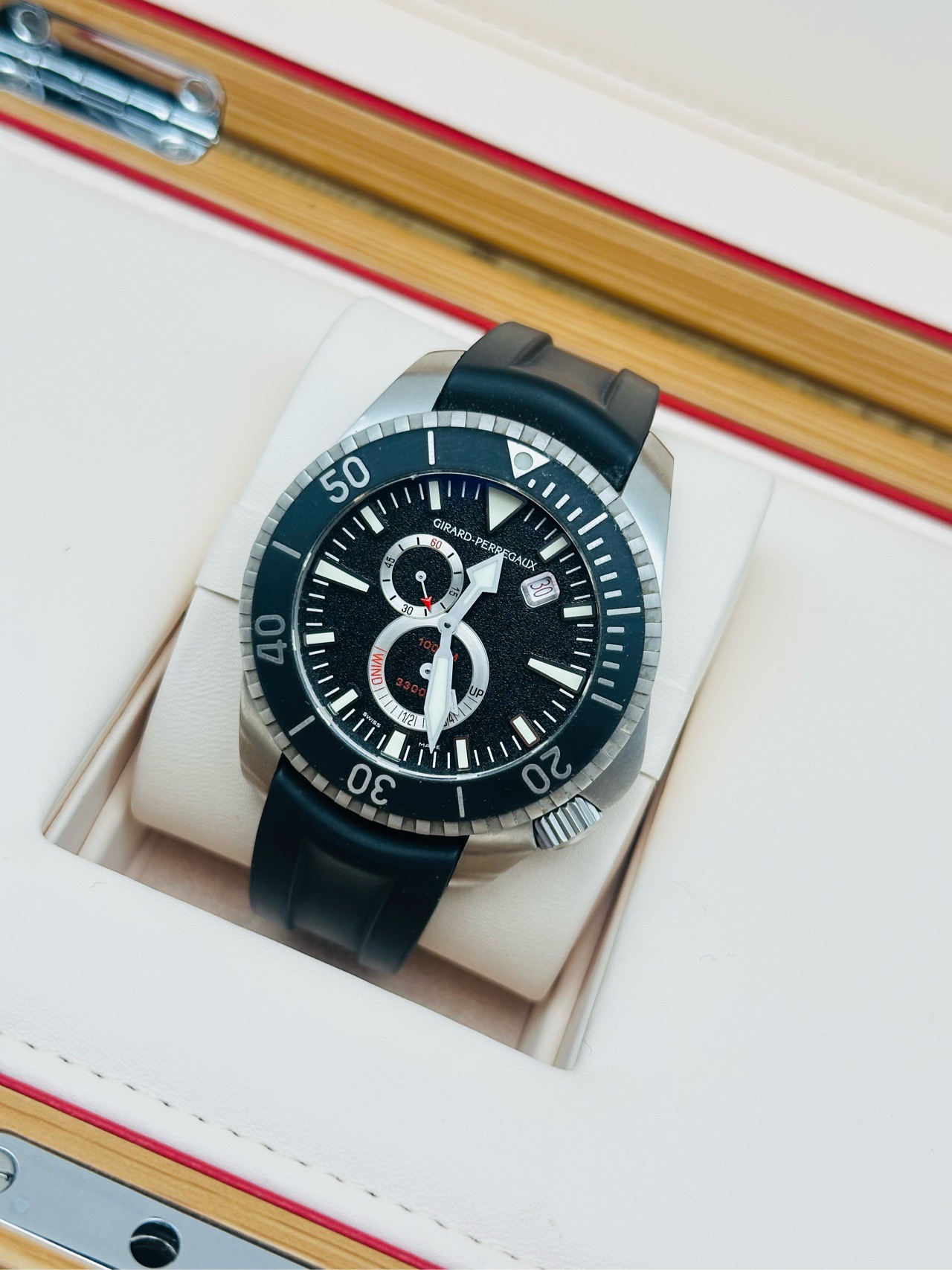 Girard Perregaux 49950-19-632-FK6A detail 2