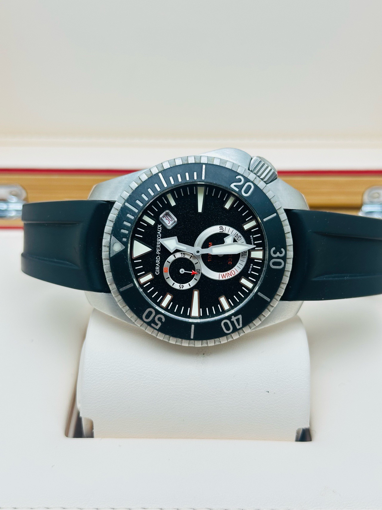 Girard Perregaux 49950-19-632-FK6A detail 5