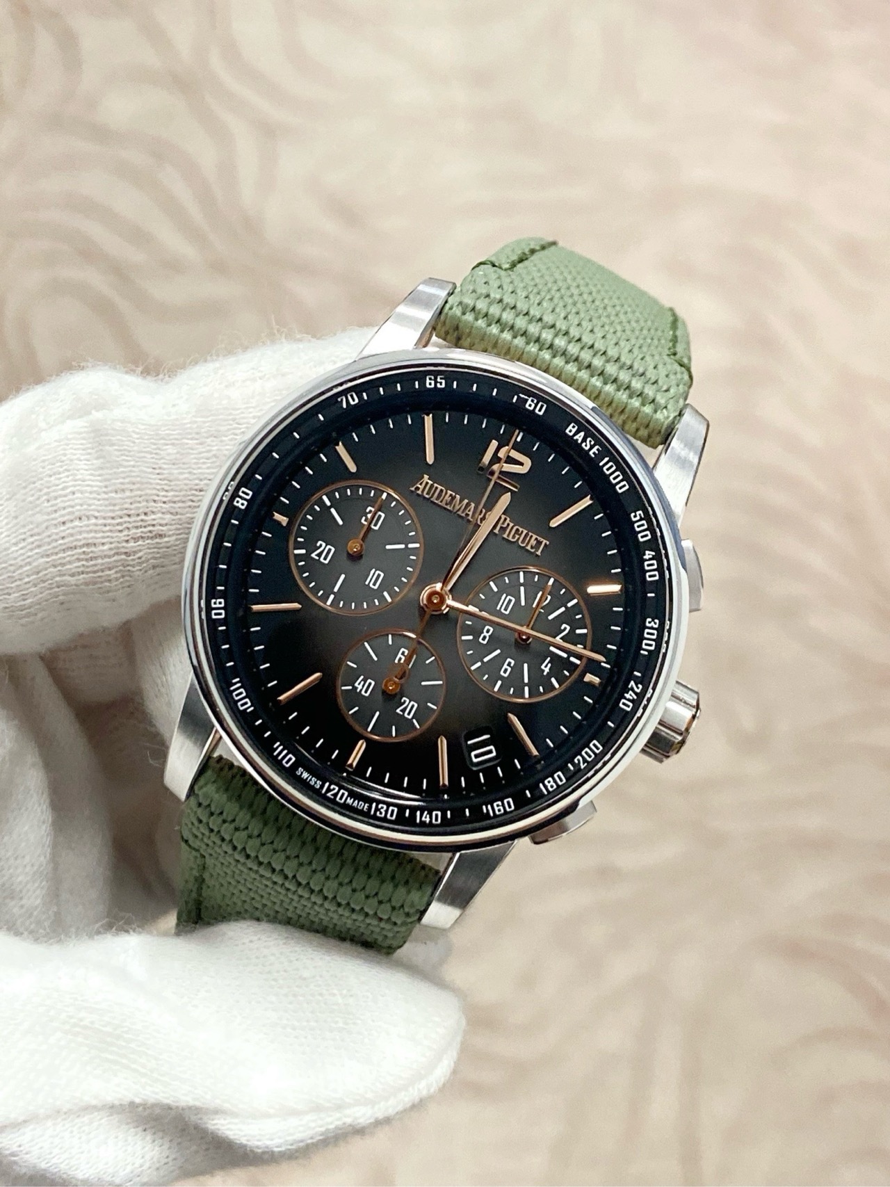 Audemars Piguet 26393CR.OO.A002CR.01 detail 1