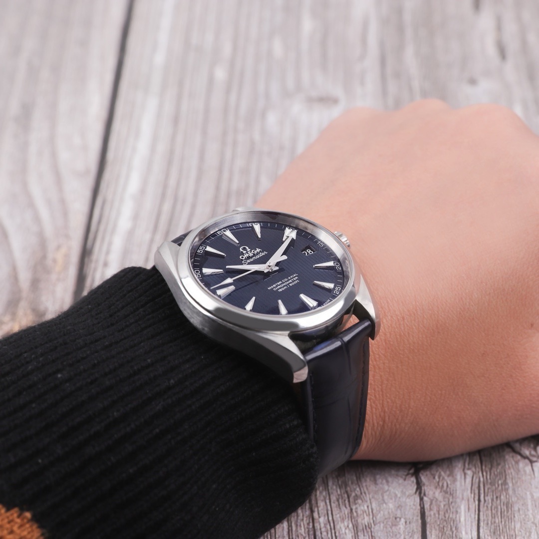 Omega 231.13.42.21.03.001 detail 2