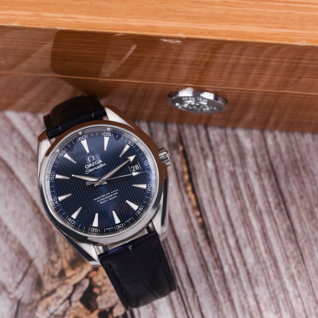 Omega 231.13.42.21.03.001 detail 1
