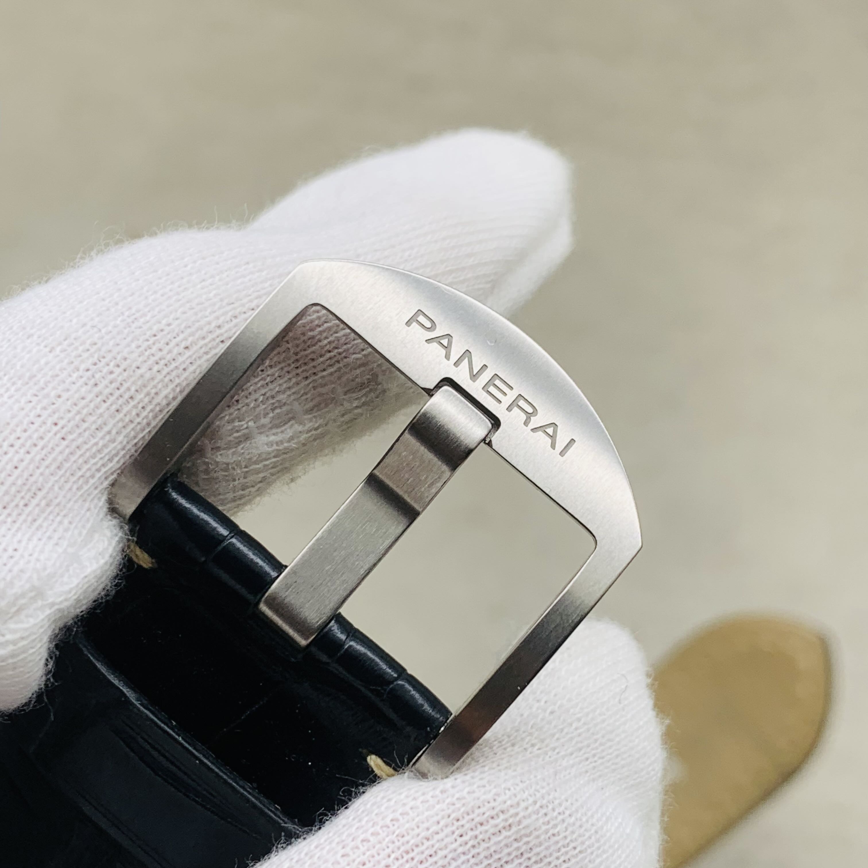 Panerai PAM00964 detail 3