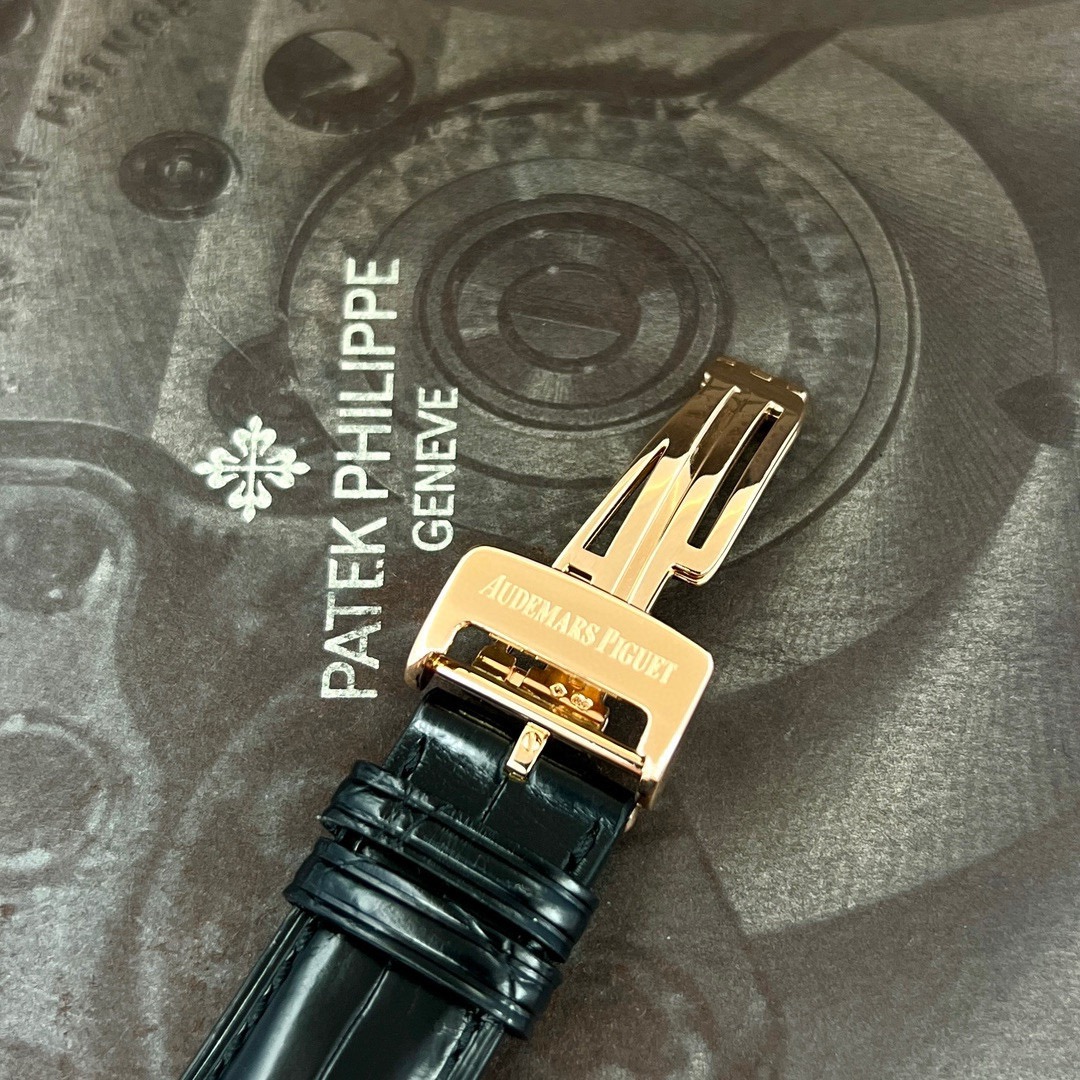 Audemars Piguet 15331OR detail 2